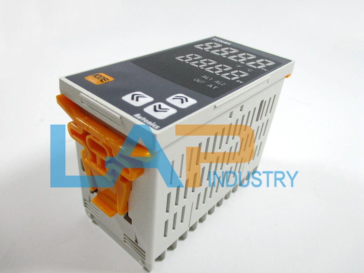 1PCS NEW FOR Autonic temperature controller TCN4H-24R 100-240VAC