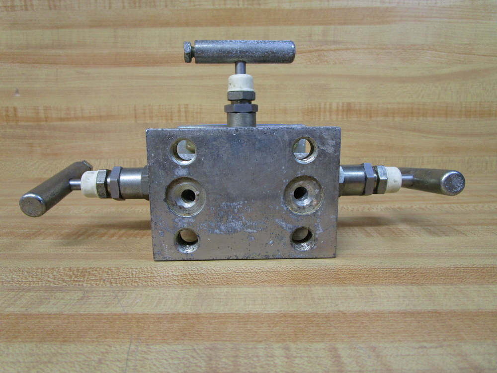 Anderson Greenwood M4AVIC-TR68 Instrumentation Manifold 3-Valve M4AVICTR68