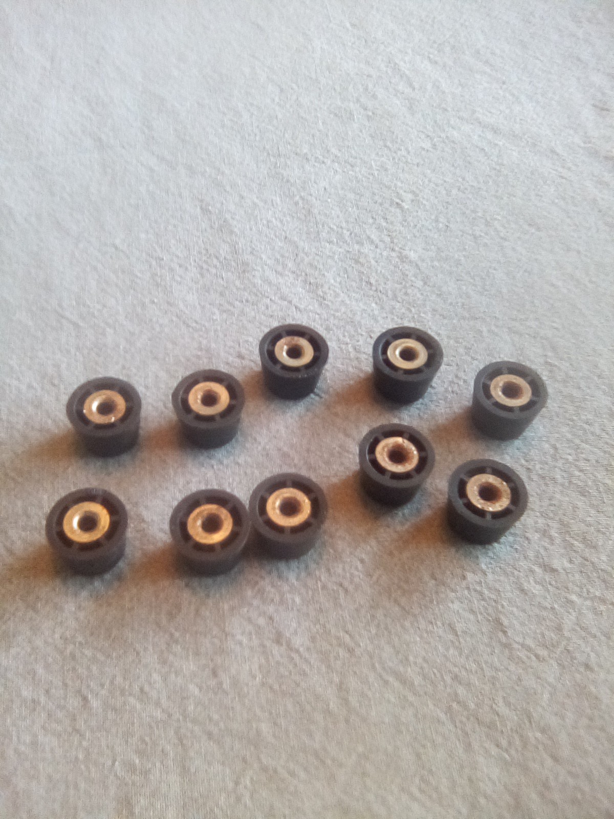 Lot Of 10 HH Smith 728 Rubber Bumper Feet 9/16″W 3/8″Tall