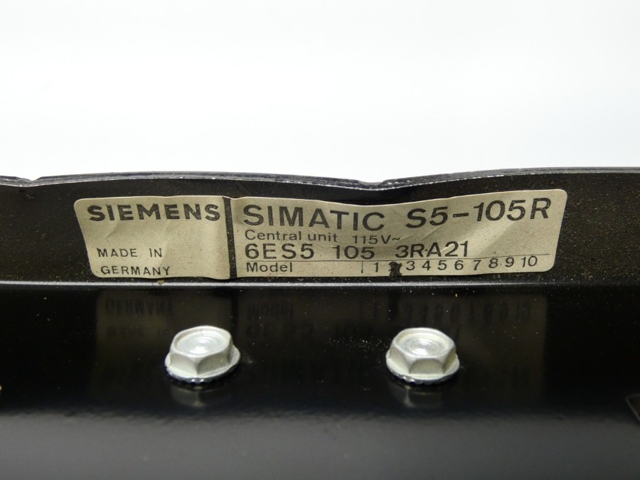 SIEMENS S5-105R 6ES5105-3RA21 115V UNMP