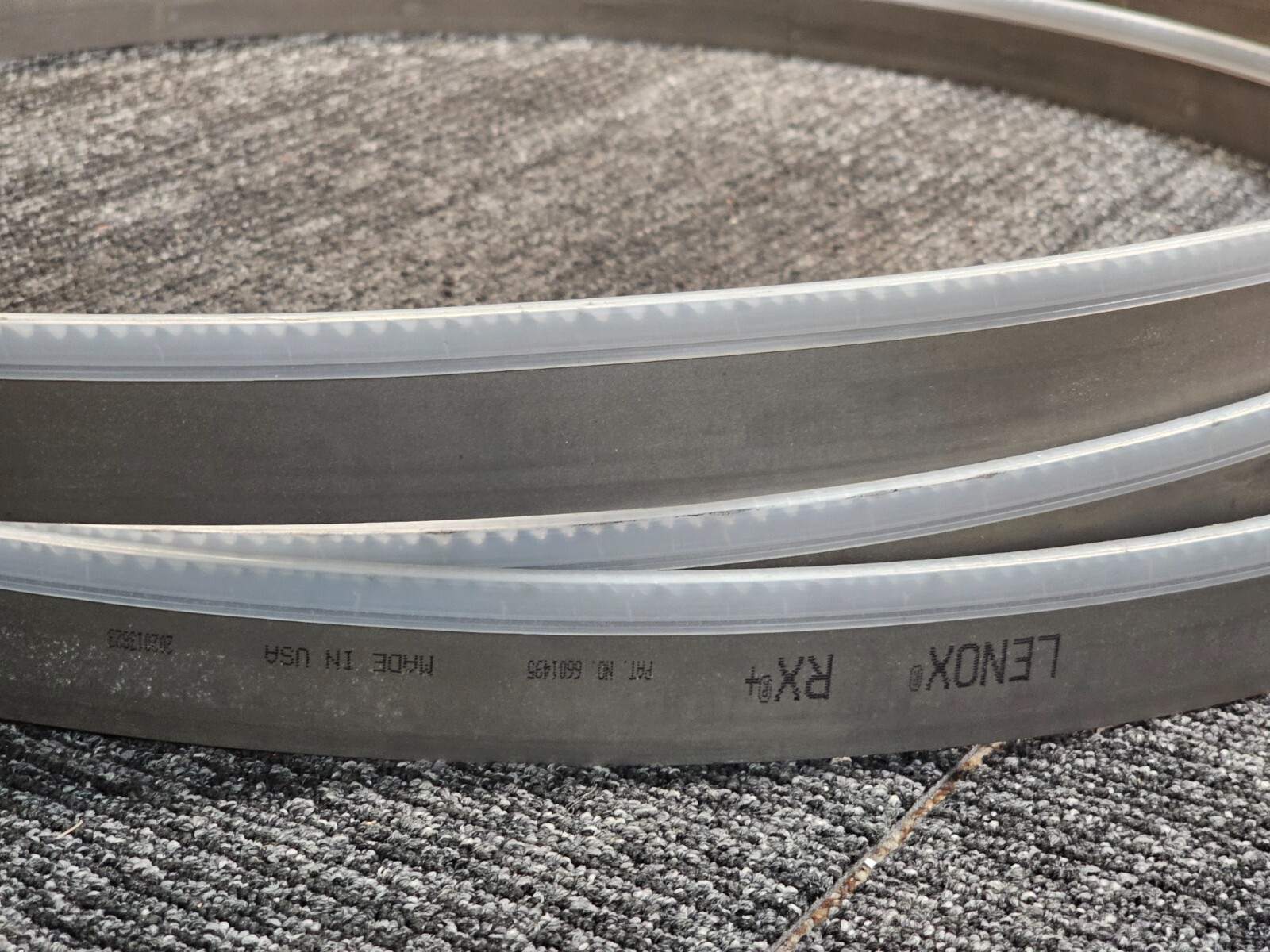 Lenox 27736RPB216400 1 1/2″ W x 050 in Thickness 4/6 TPI Bandsaw Blade Bi-Metal