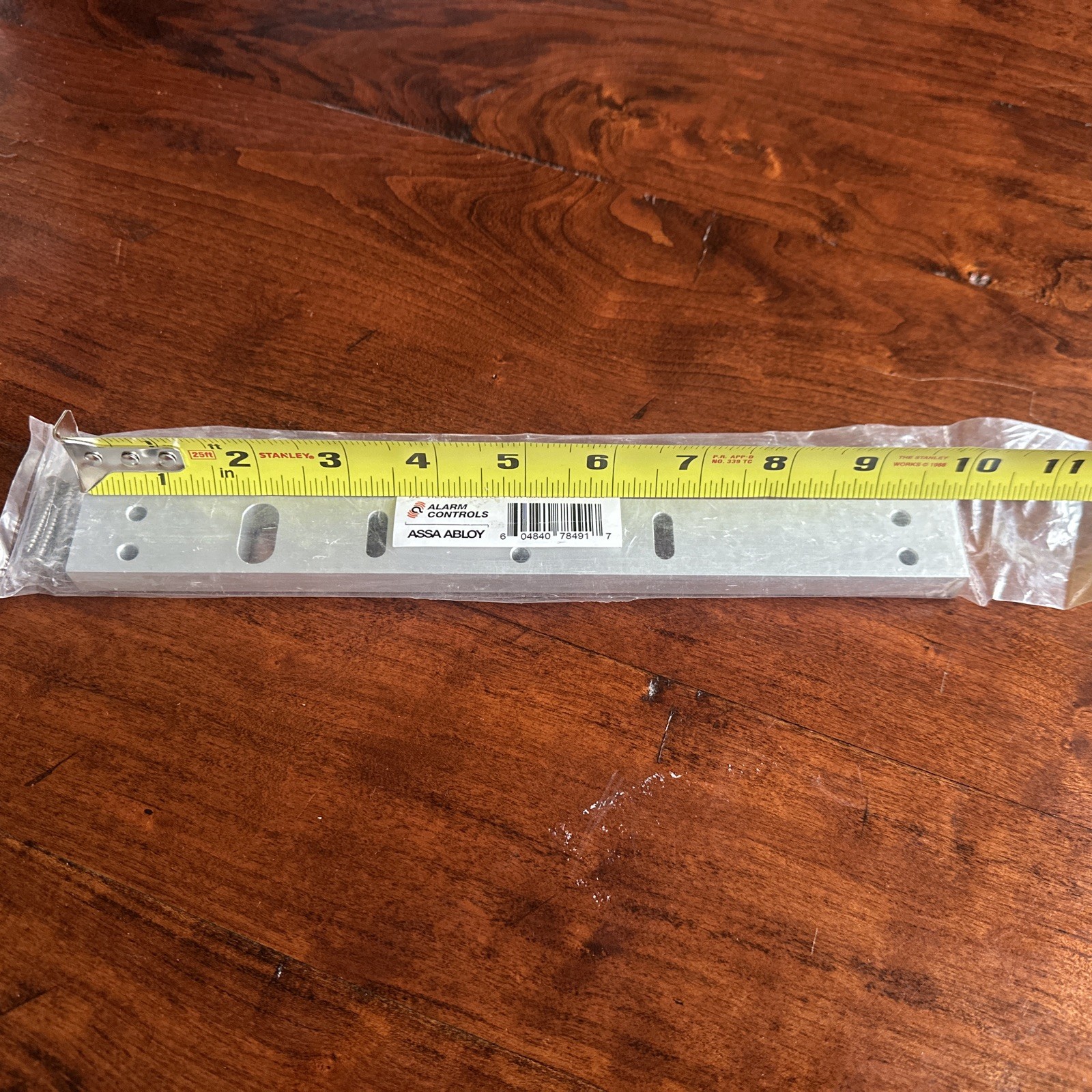 Alarm Controls Assa Abloy Header Drop Down Plate For Magnetic Lock 1/2″ AM3300