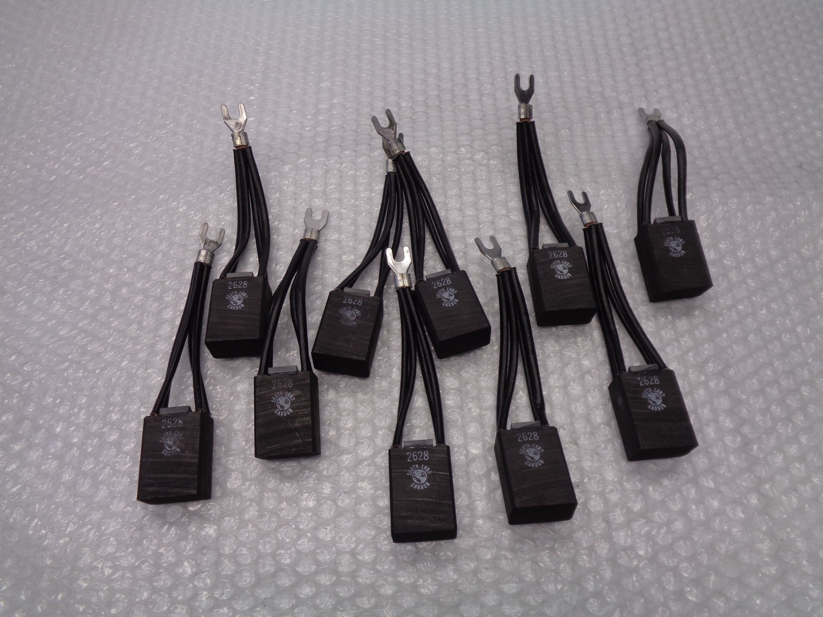 SOUTH LAND CARBON 2628 CARBON BRUSHES LOT OF 10 NSNP
