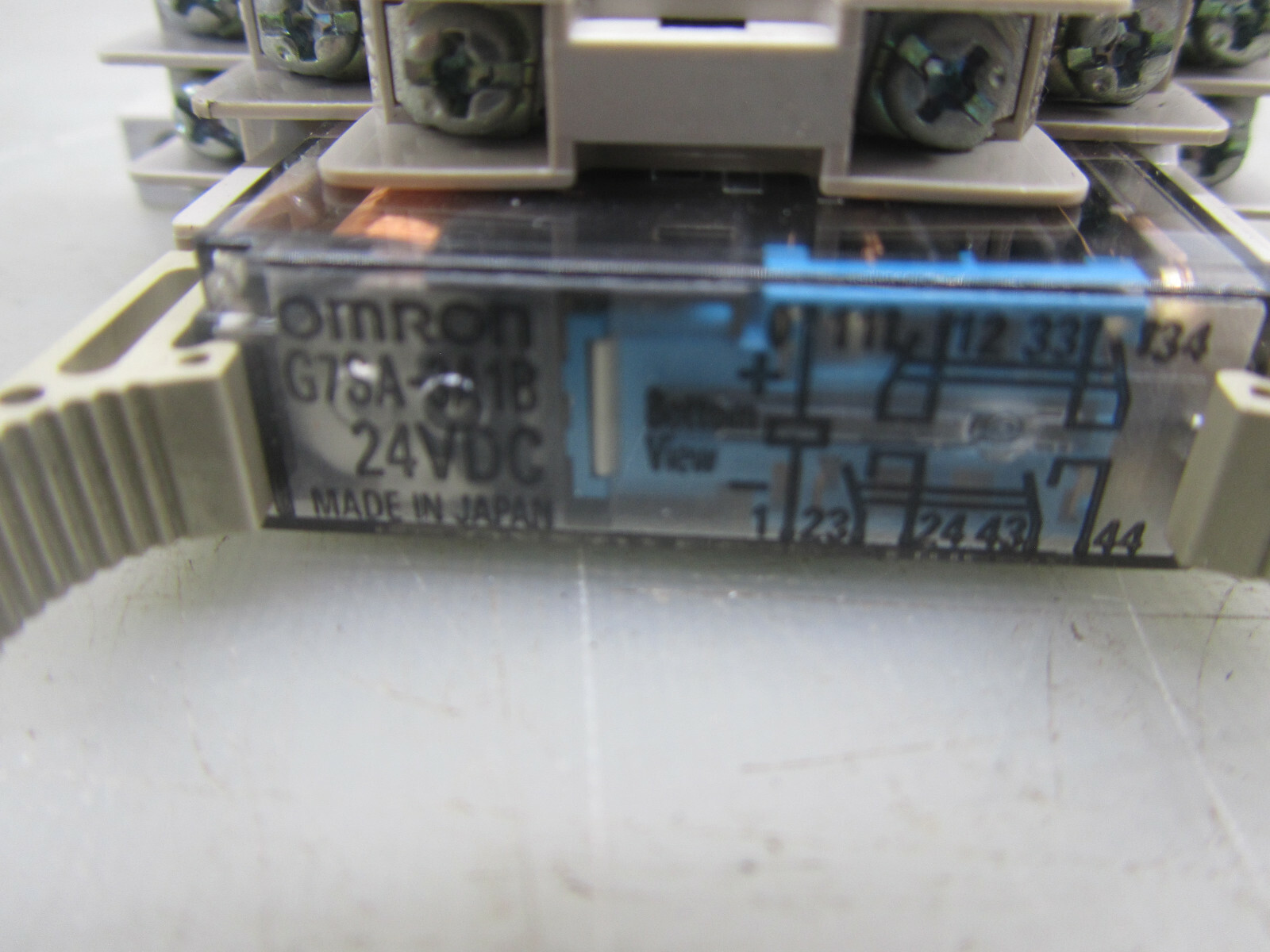 OMRON G7SA-3A1B 24VDC RELAY WITH P7SA-10F-ND BASE