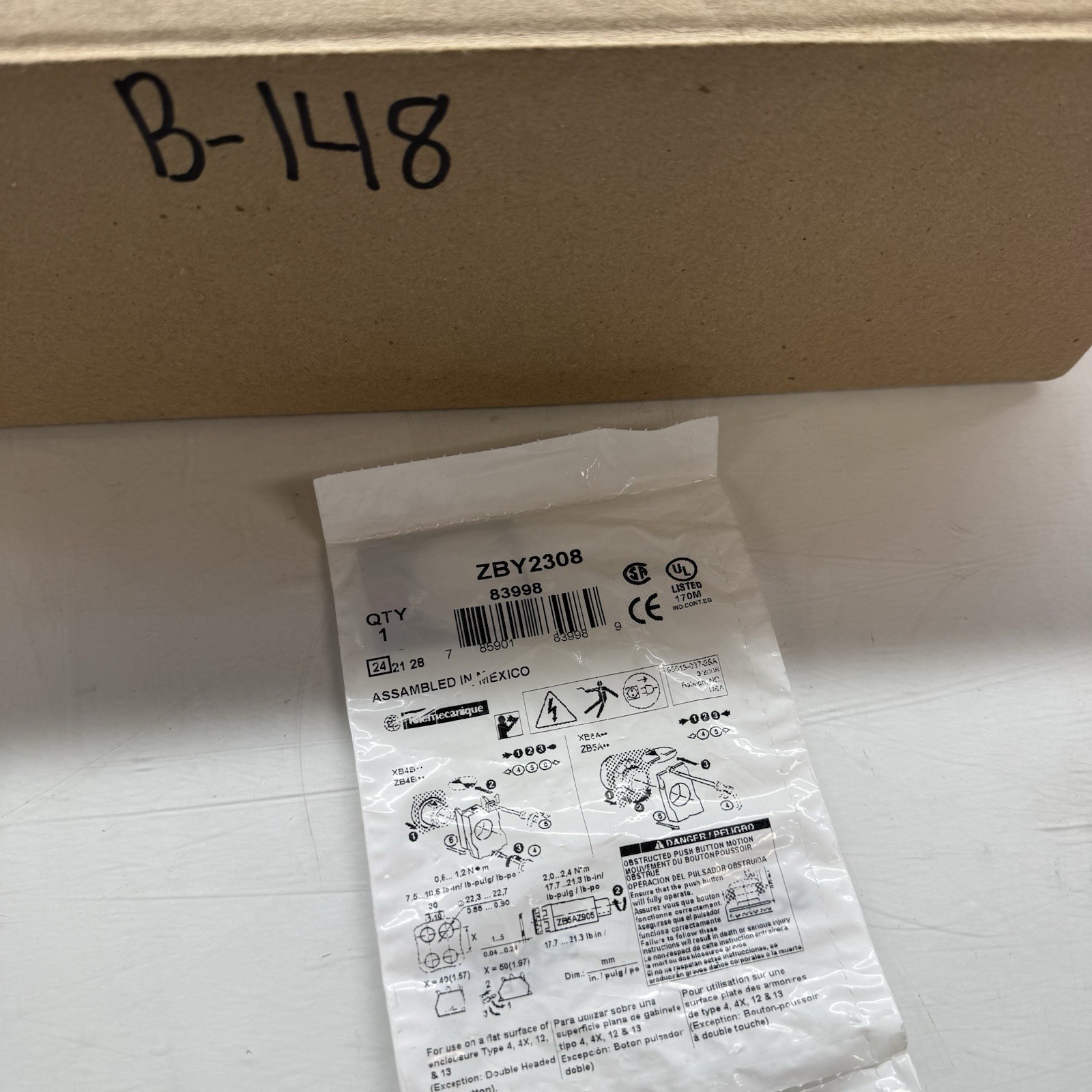 Schneider Electric ZBY2308 Legend Holder for Harmony XB4 XB5 Push Buttons NEW