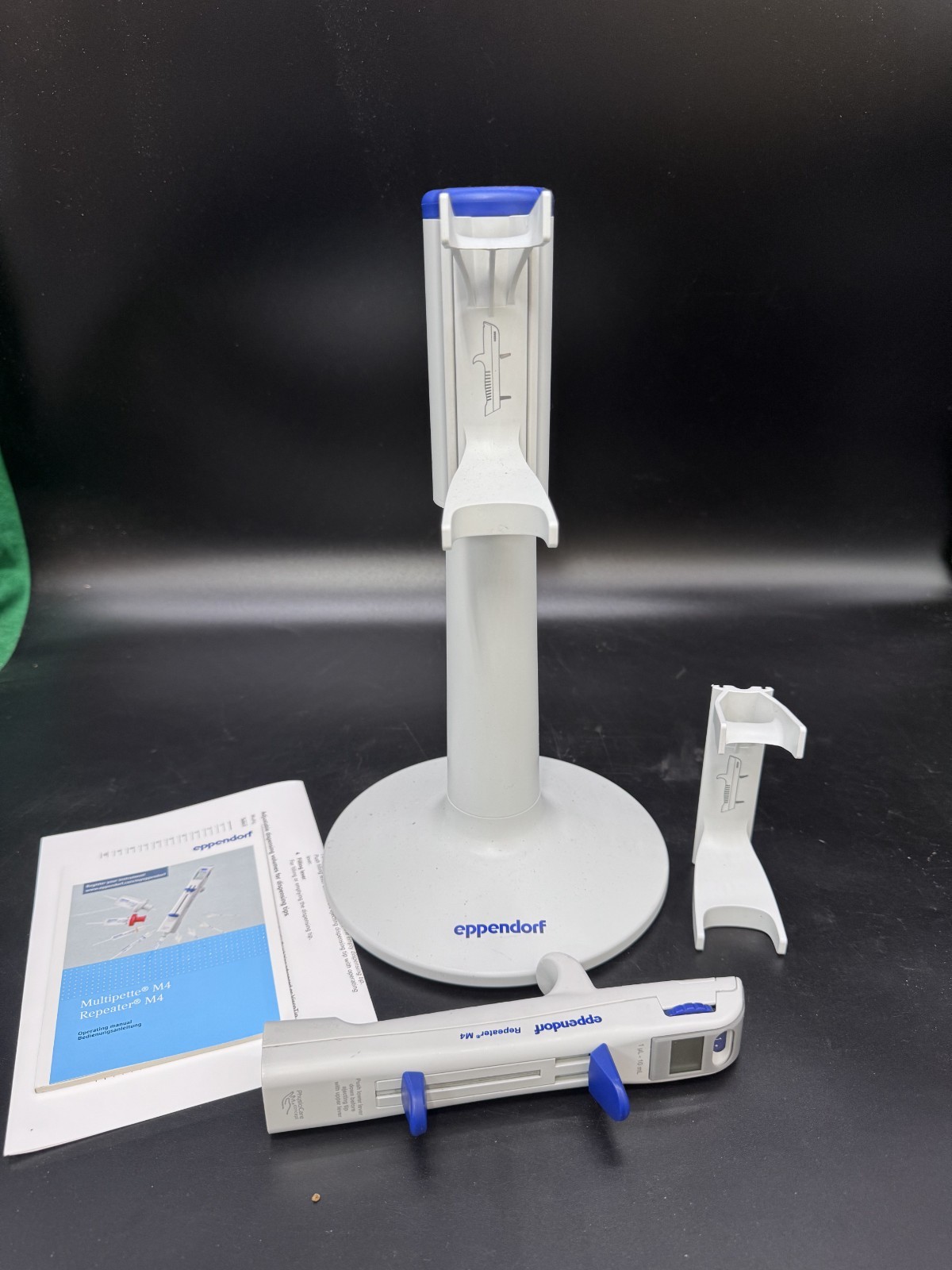 Eppendorf™ Repeater™ M4 Manual Pipette 1 uL – 10 mL & Stands