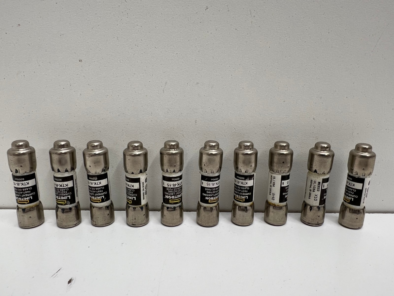 LOT OF (10) NEW OLD STOCK! BUSSMANN 15A 600V FAST ACTING FUSES KTK-R-15