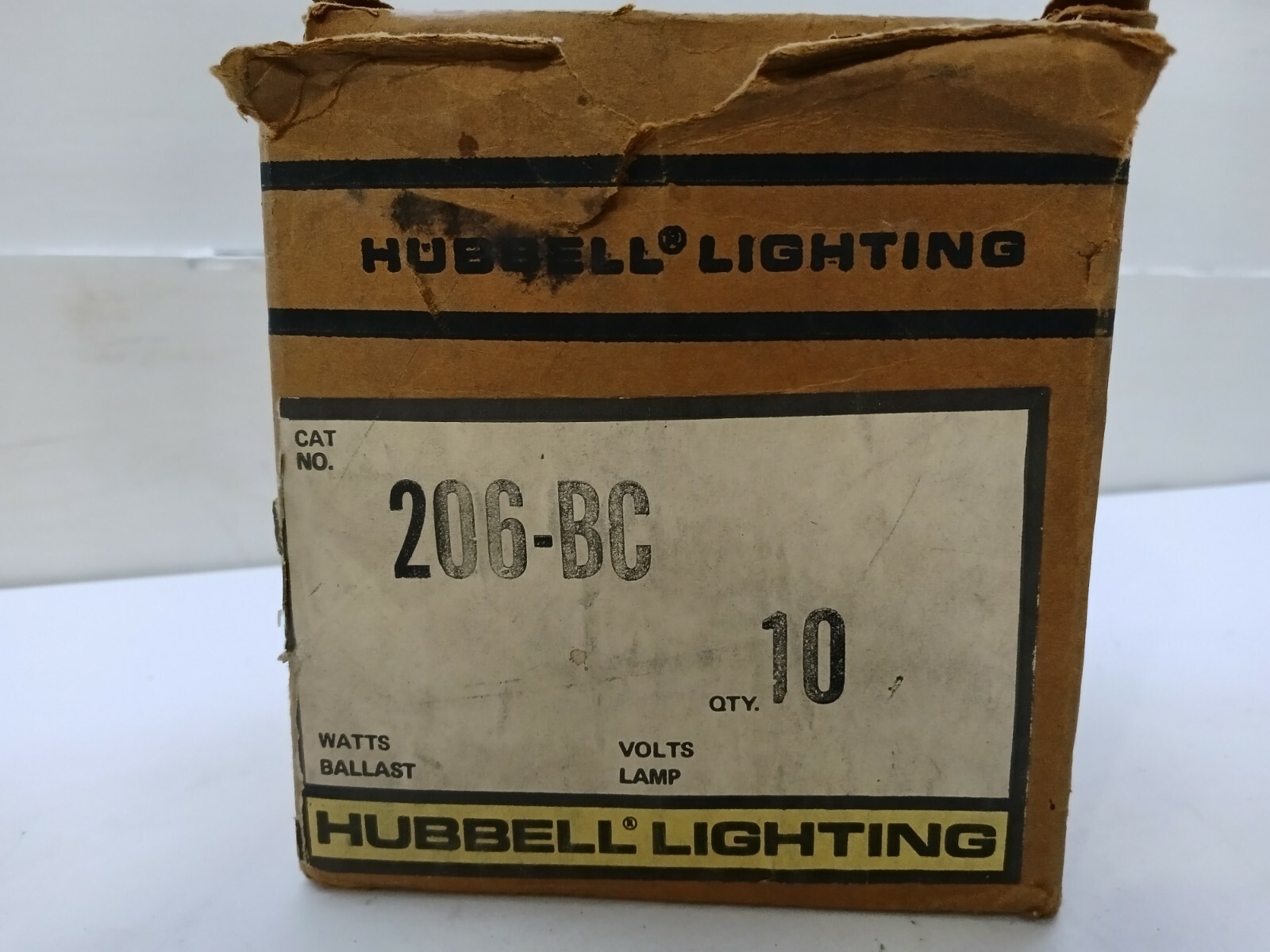 Box of 8 HUBBELL 206-BC CLUSTER COVER ROUND 1 HOLE 1/2″ NPT Gray Junction Box