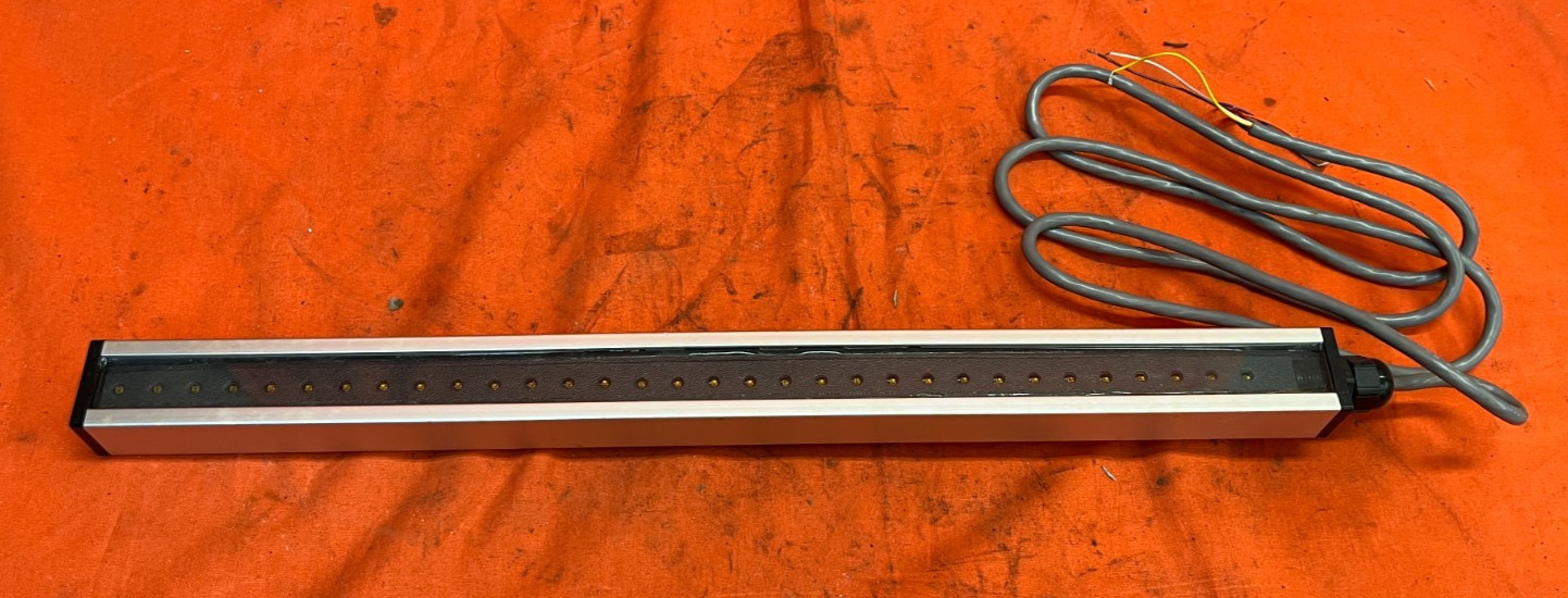 UNBRANDED SEALED INDUSTRIAL LED BAR LIGHT LENGTH: 17-3/16″