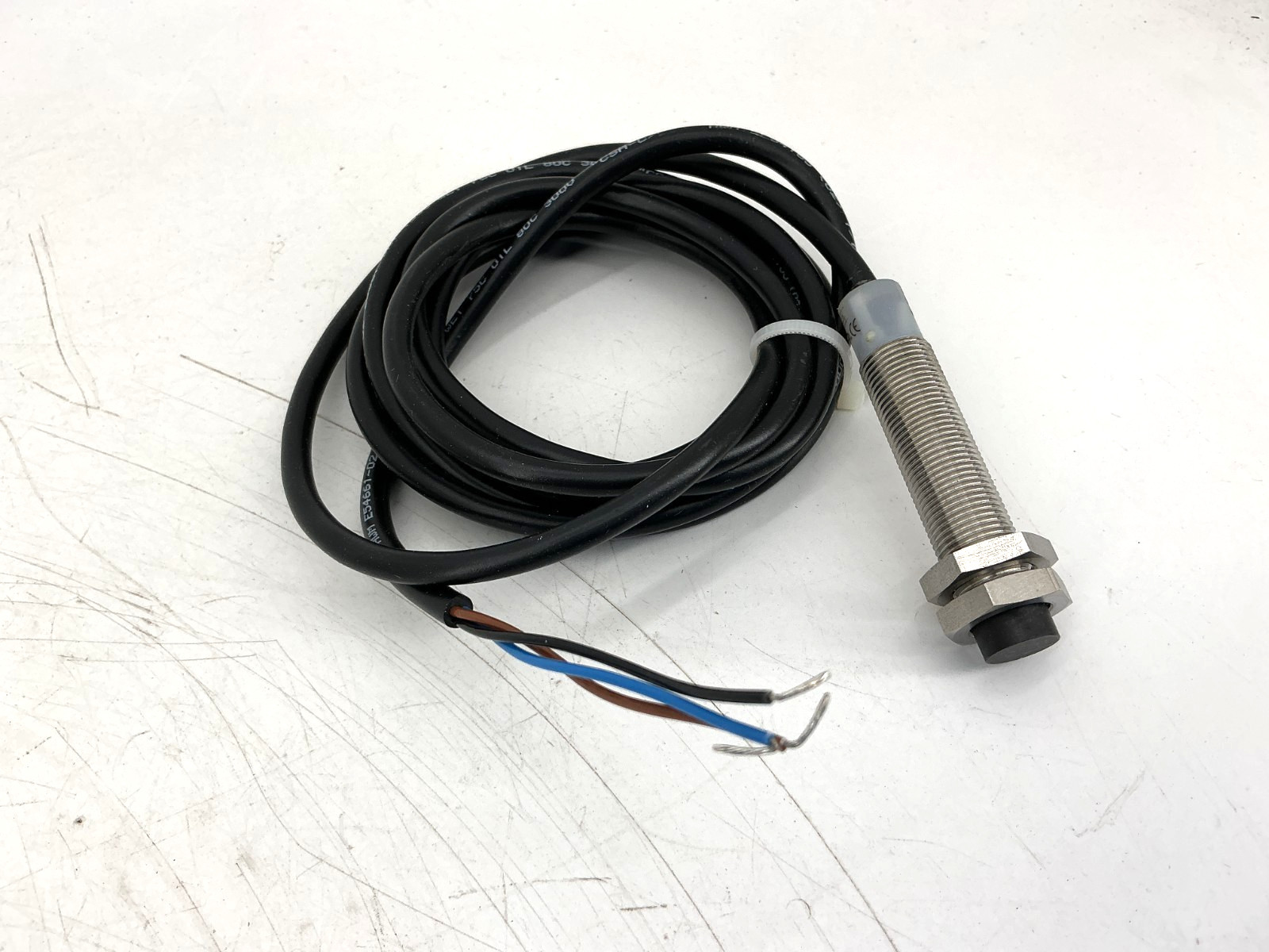 New Eaton E57P-12UPN4-C2 Ser M1 Inductive Sensor 3-Wire 10-48VDC NO Cable 2meter