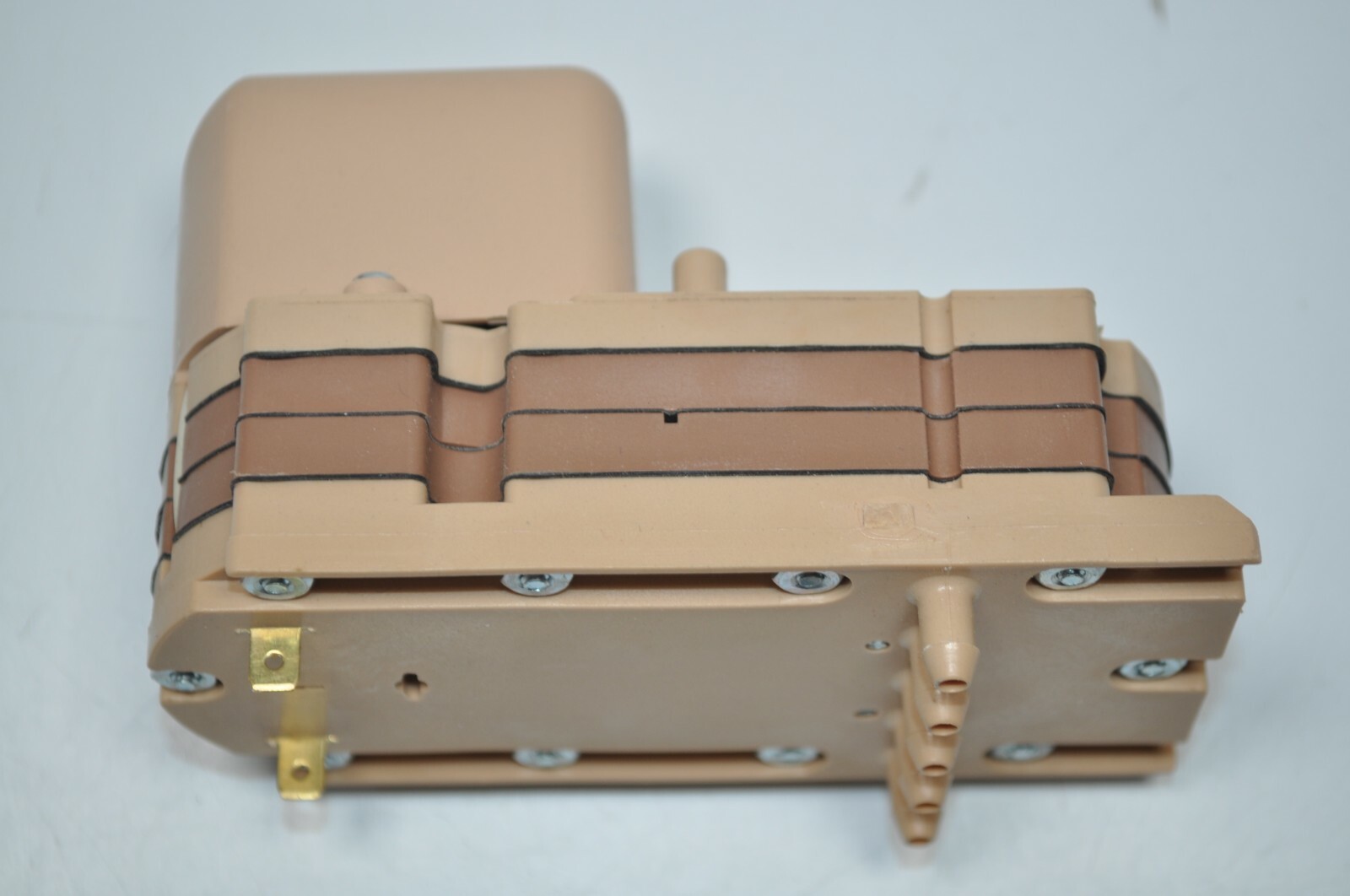 NEW LOT of 2 INVENSYS Siebe EP Pneumodular Diverting Relay Surface # R527-110