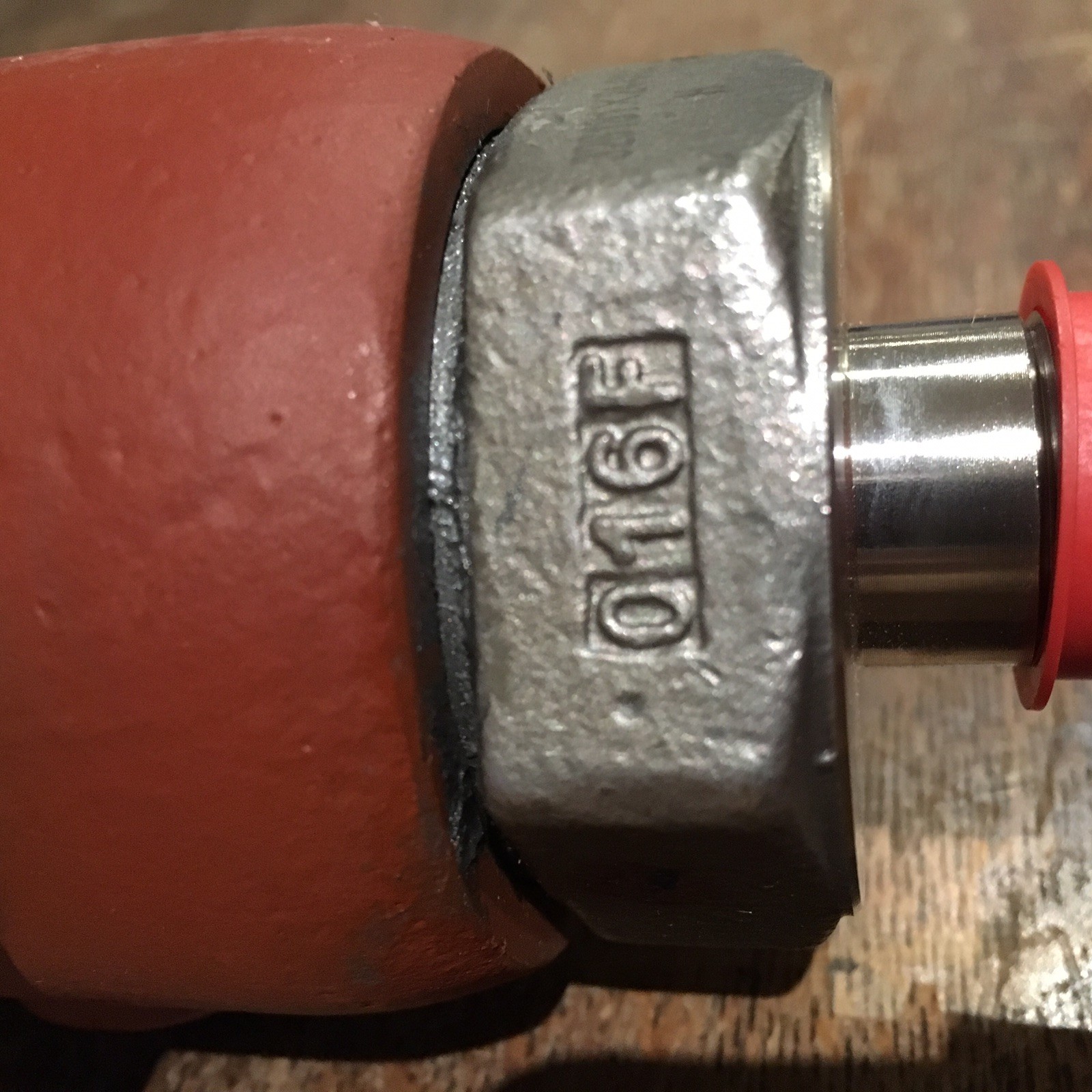 Farris 27CA13-M70 Pressure Release Valve 2700 Series 0.5″ Outlet 1″ 1600psi