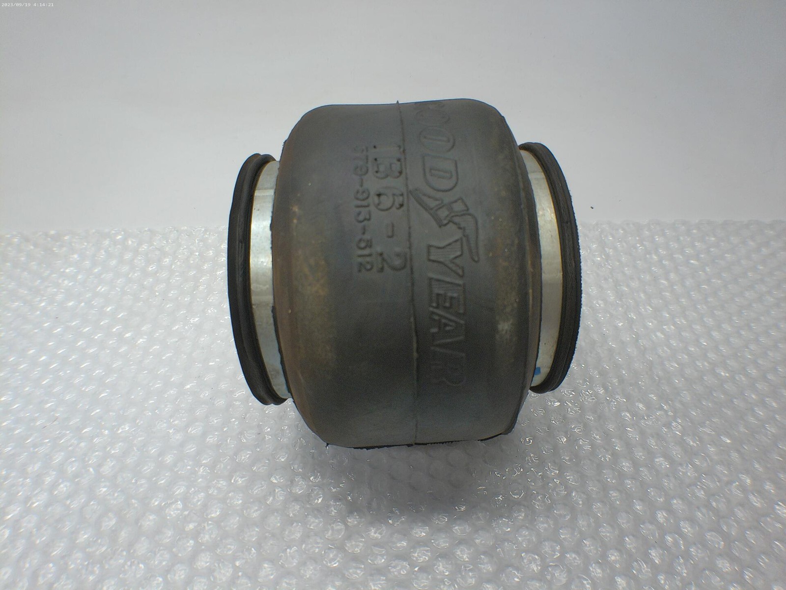 GOOD YEAR 579-913-512 IB6-2 AIR SPRING UNMP