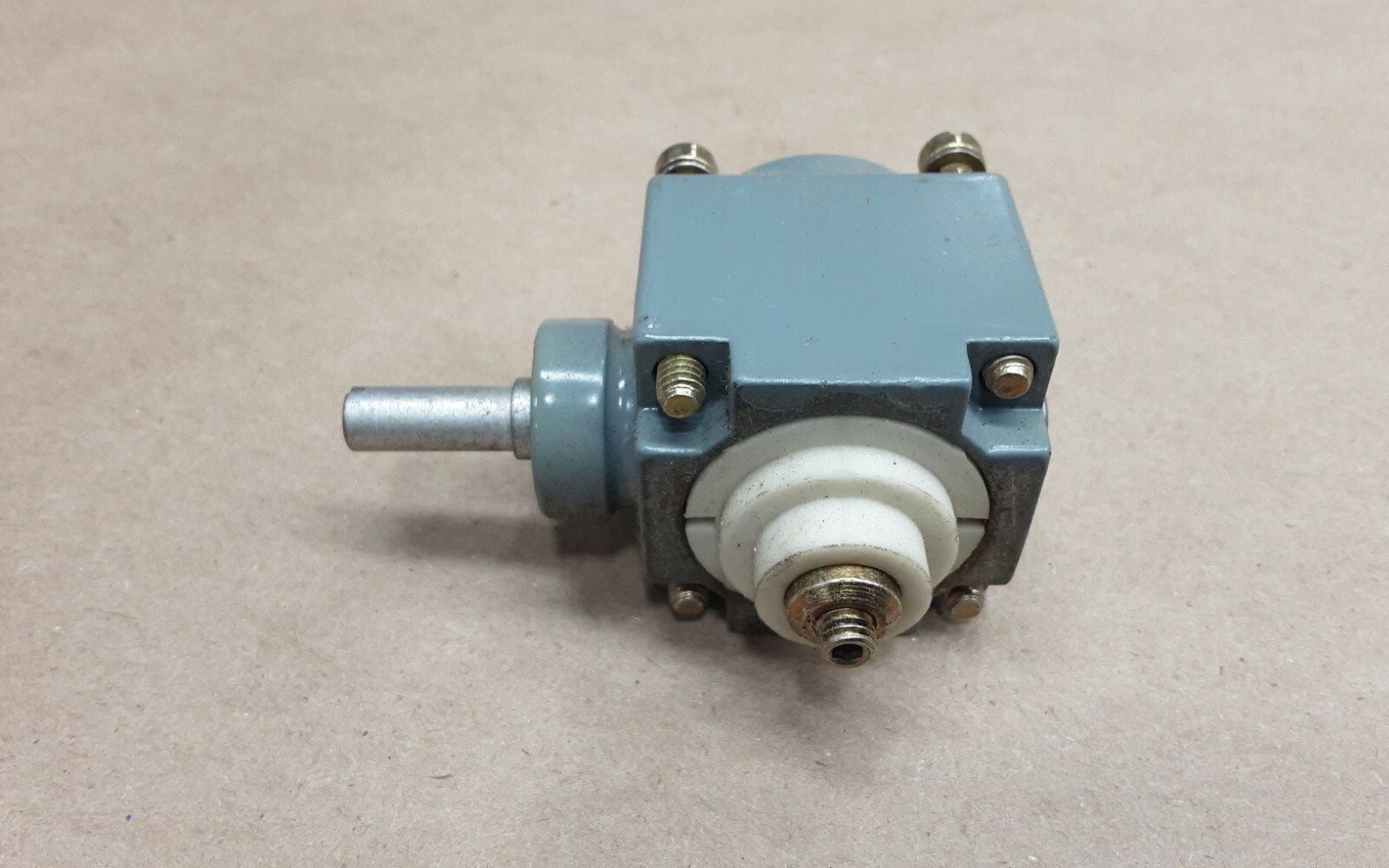 Allen Bradley 40146-127-51 Gravity Return Operator Head #33H3RM