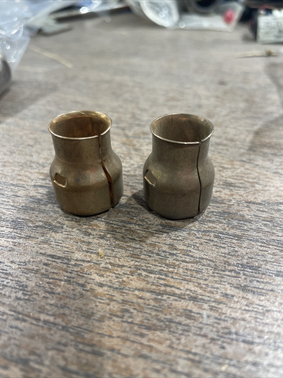 PAIR OF BUSS 263 FUSE REDUCERS B158