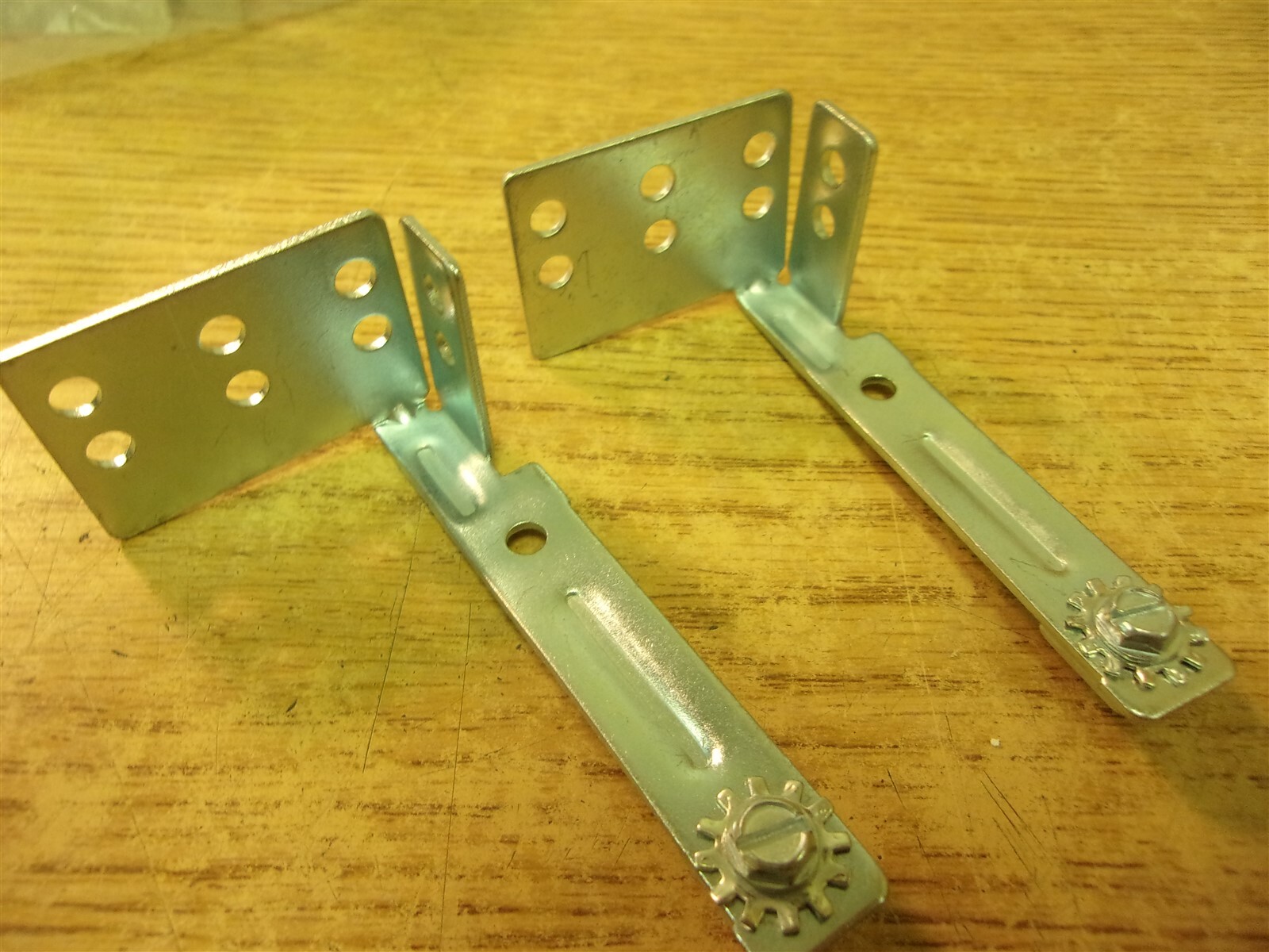 NEW EL-20-2048ZH Return Extender Plate *FREE SHIPPING*