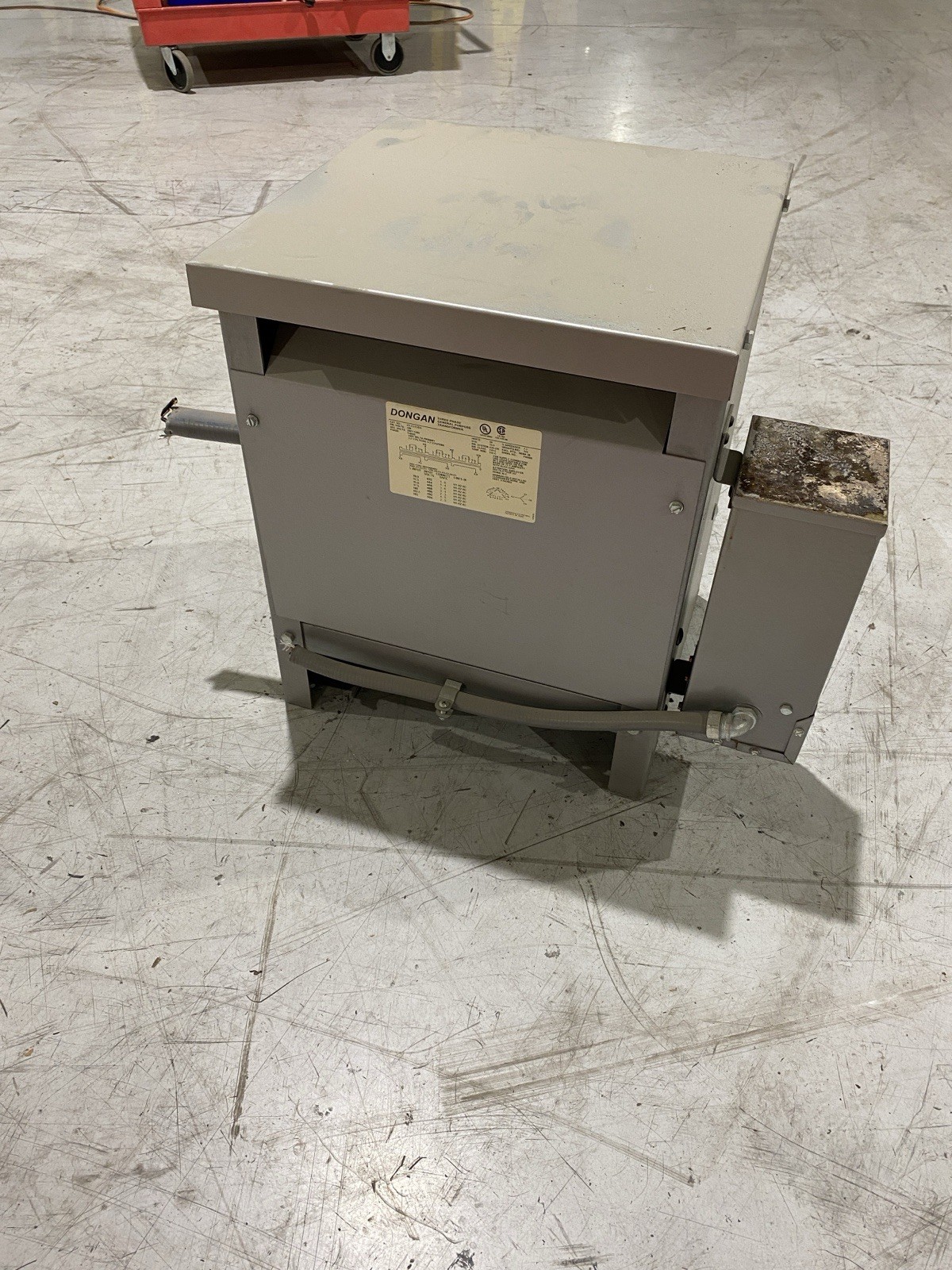 Dongan 63-6315SH 15KVA 4480/208~120 with Dongan 85-1045SH 240×480/120/240