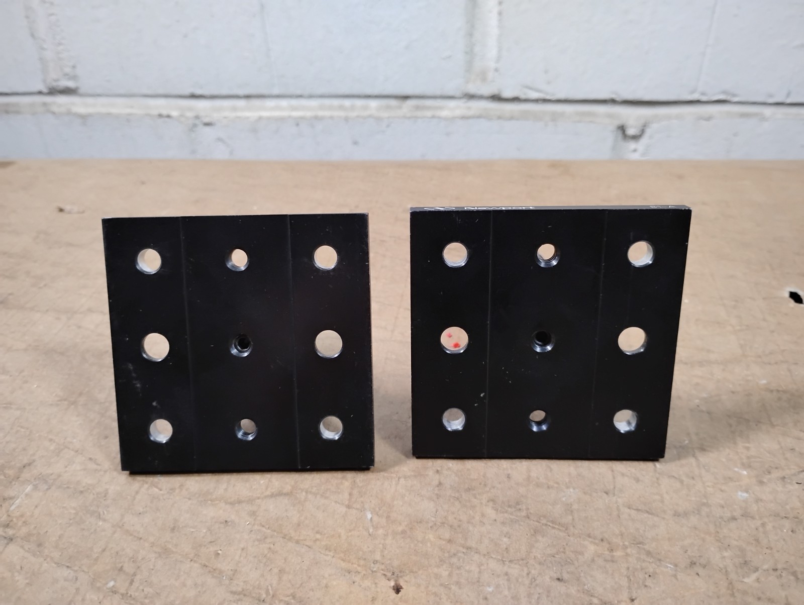 Two – Newport Optical Post Holders w/ Mounting Base VPH-2 VPH-3 B1-A