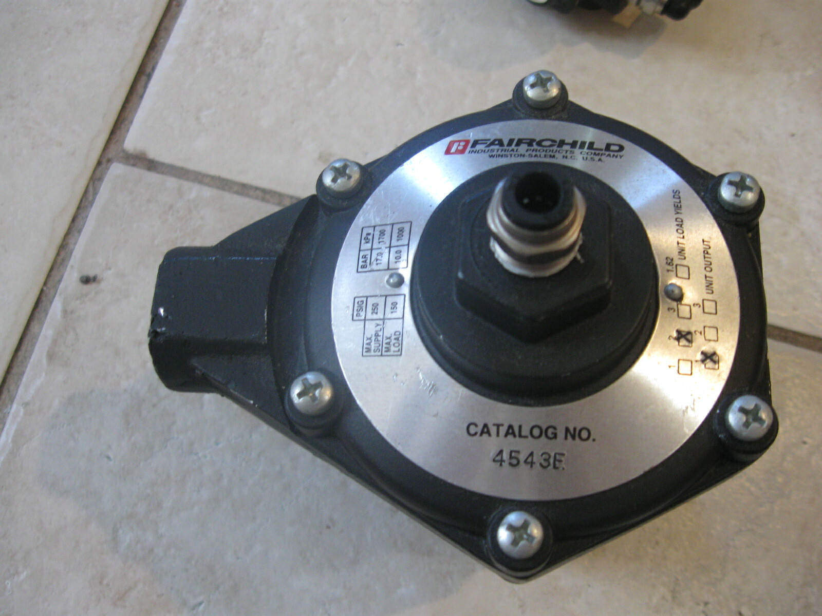 Fairchild 4500 Pneumatic Volume Booster Pressure Regulator #- 4543E – 250 PSIG