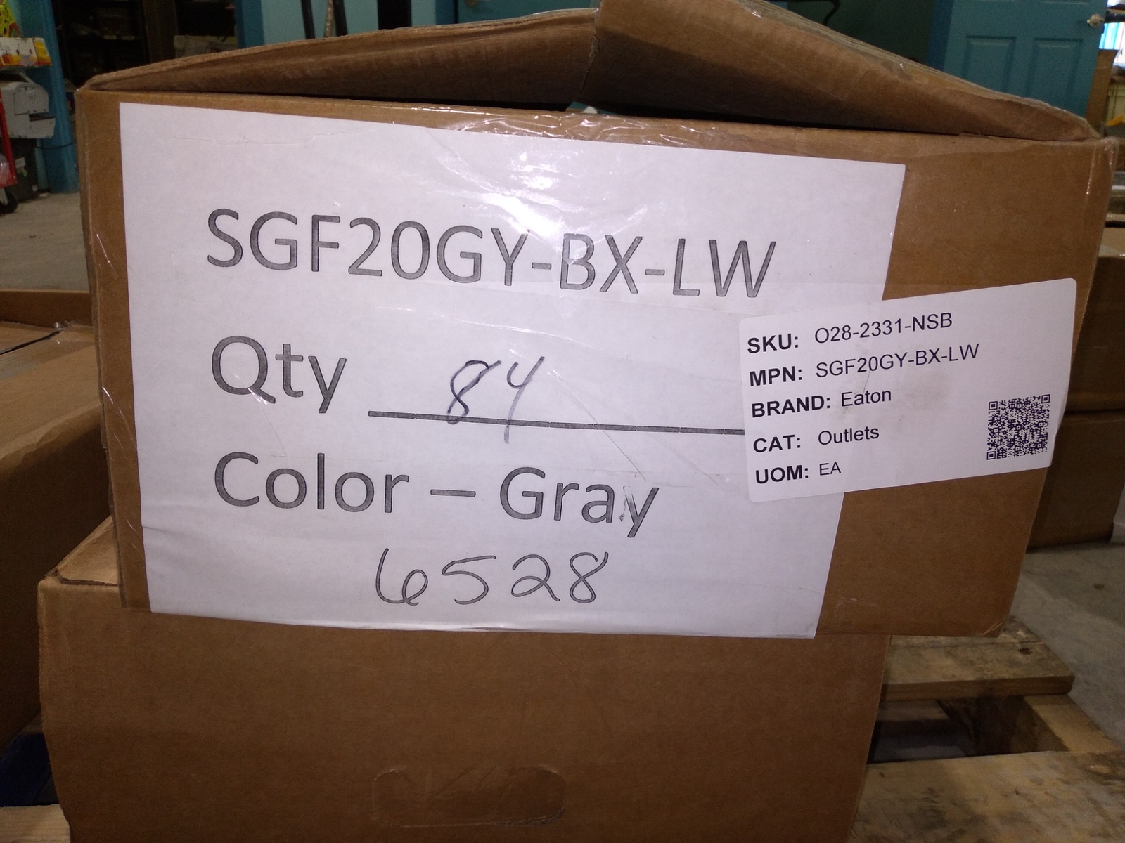 EATON SGF20 GFCI DUPLEX RELEPTACLE 20A 125V AC/CA 60HZ 2POLE 3WIRE ’10 IN BOX’