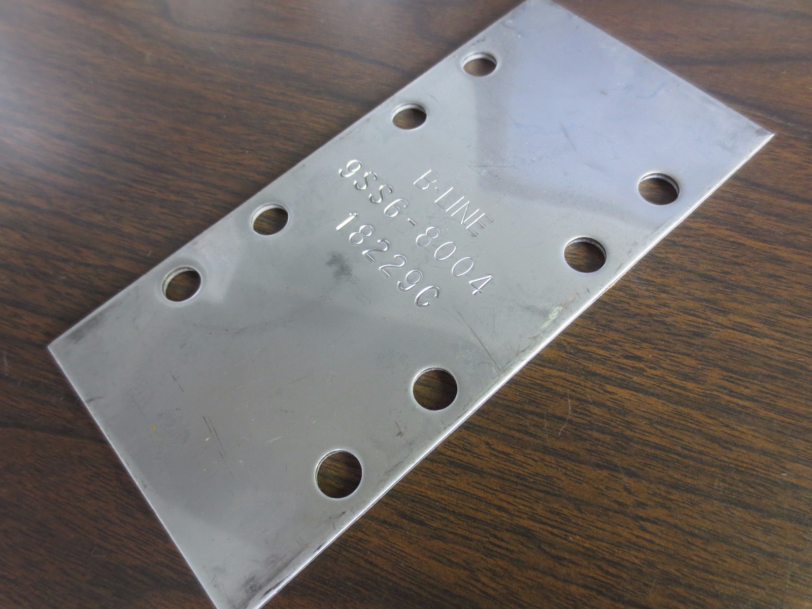 COOPER B-LINE 9SS6-8004 STAINLESS STEEL SPLICE PLATES – w/ FASTENERS** 3-1/4 x 7