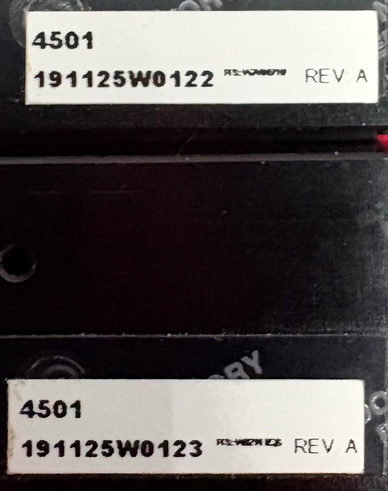 PARKER 4501 LINEAR BALL BEARING SLIDE TABLE REV A 1″ TRAVEL – 1 LOT QTY 2