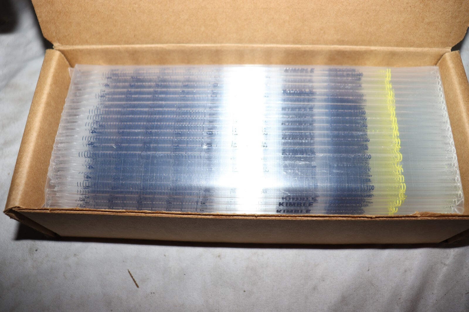 Kimble 72120-5100 – .5mL in 1/100 Pipets Glass Serological Non Sterile 250 Pack