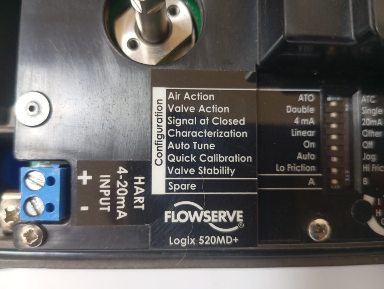 Flowserve / Logix 500MD+ Series / Digital Positioner / 520MD+37-W1D300-GM3-0000