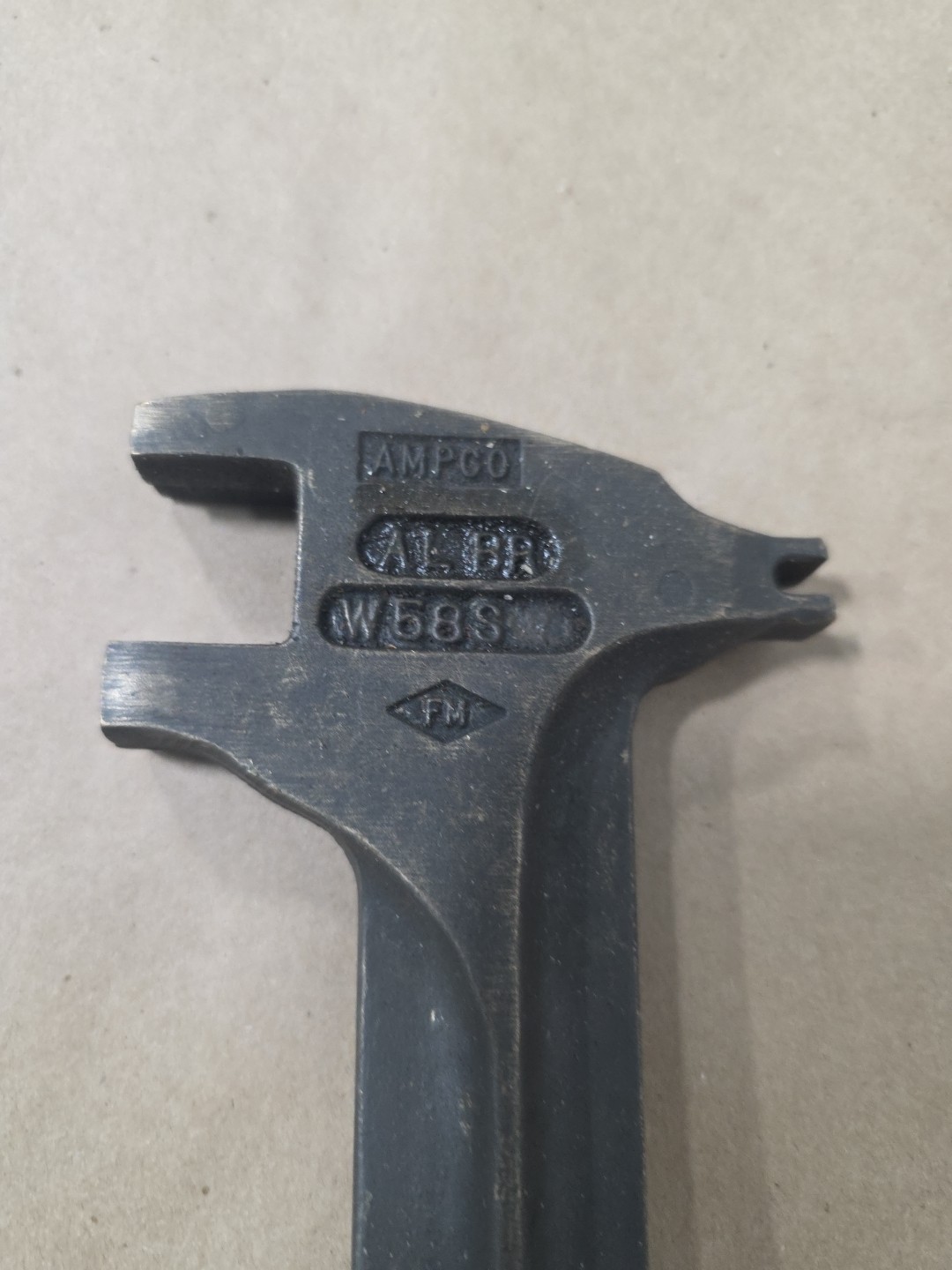 Ampco W58S Non-Sparking Drum Plug/Bung Wrench, Aluminum Bronze, 15″ Length