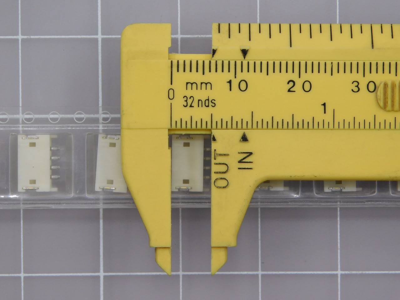 Lot of 357 JST S4B-ZR-SM4A-TF(LF)(SN) CONN HEADER SMD R/A 4POS 1.5MM X124914