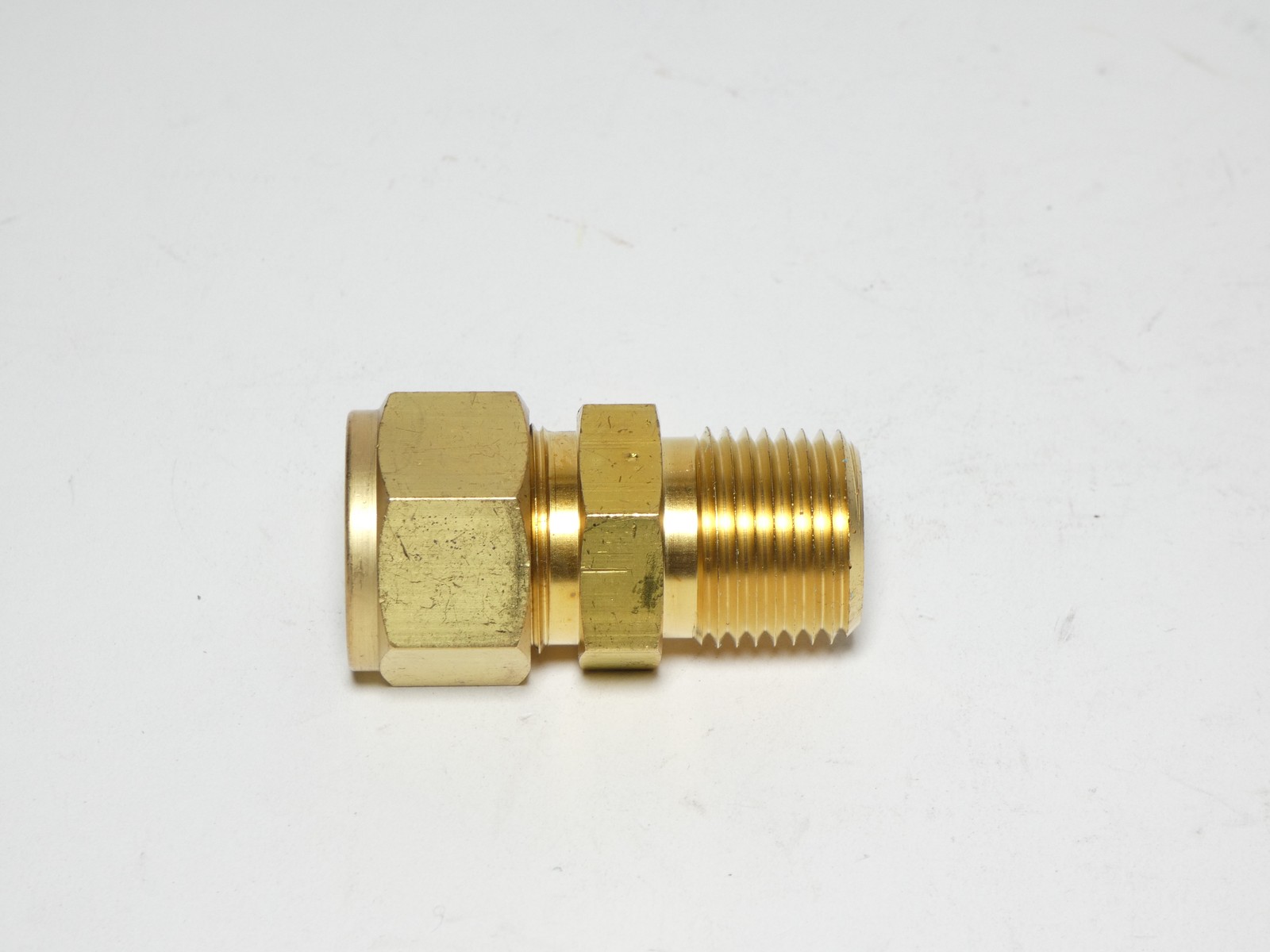 *Lot of 3* Swagelok Male Connector Compression Fitting 5/8″ Tube – NEW Surplus!