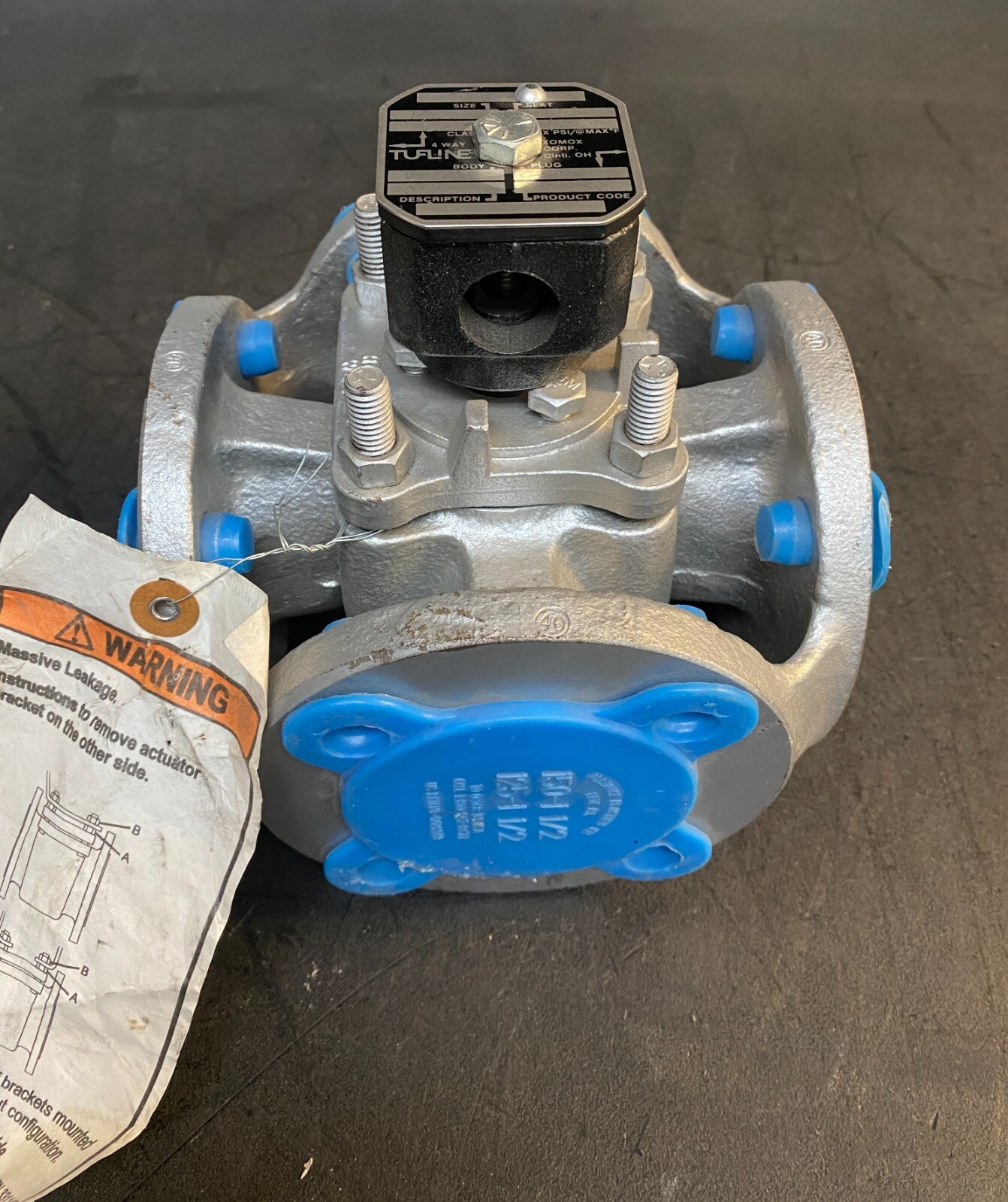 Tufline 047 Flanged 1-1/2 ” CF8M Plug Valve J07380 150 Class WCB BODY NOS NEW