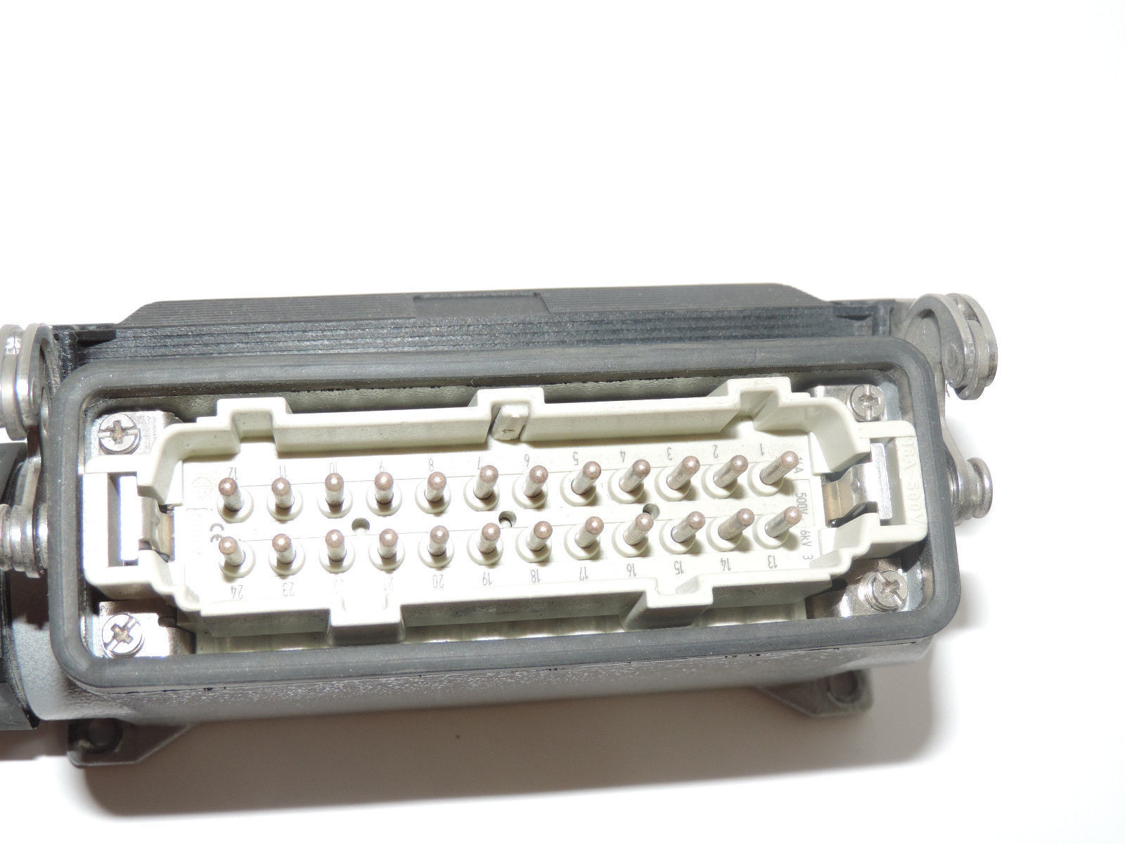 ILME 23493 SIDE ENTRY CONNECTOR HOOD WITH ILME 16A-500V MALE CONNECTOR