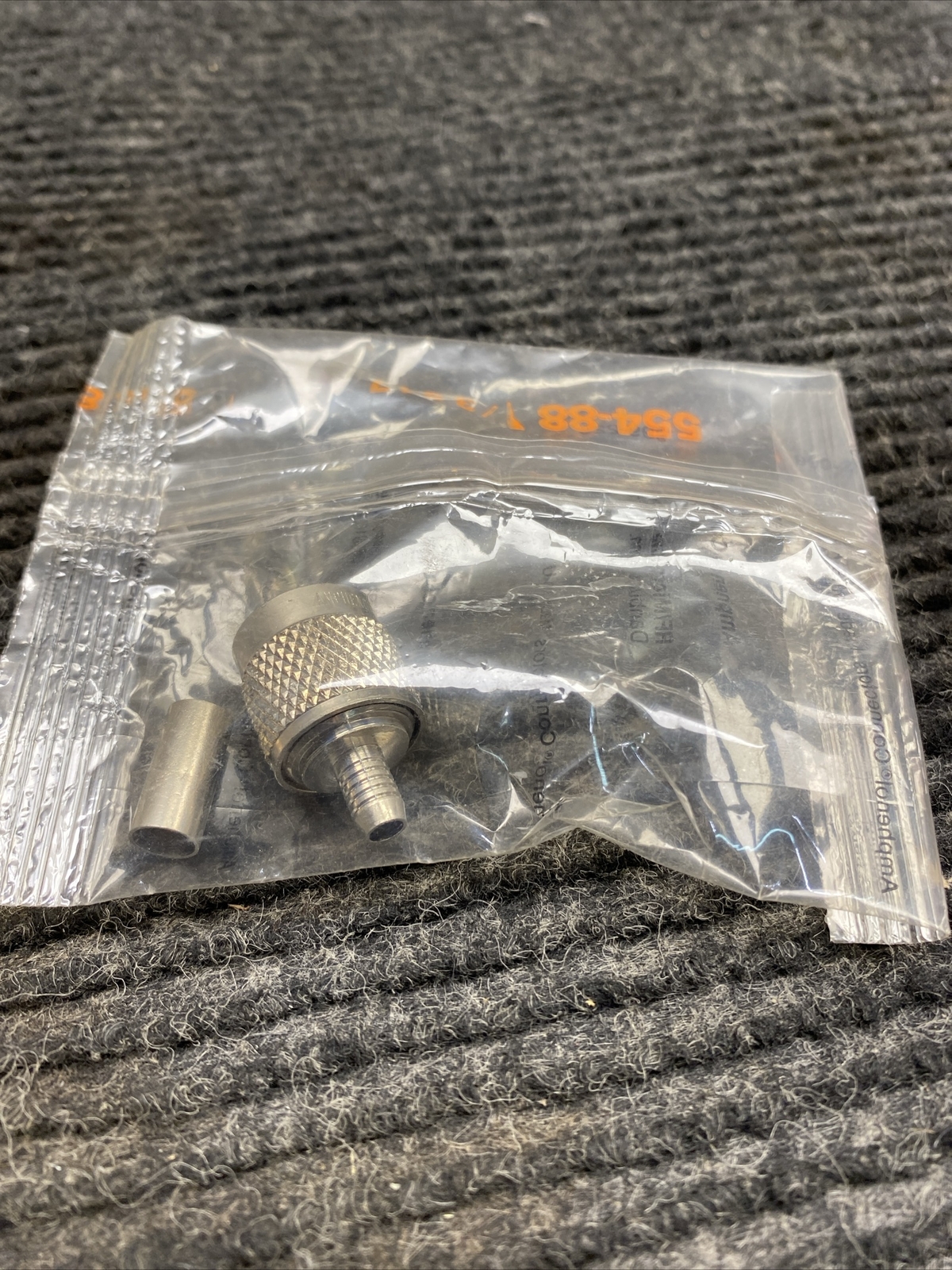 New Lot of 80 Amphenol 554-881/3317 BNC Plug and Jacks FCP Termination 500V