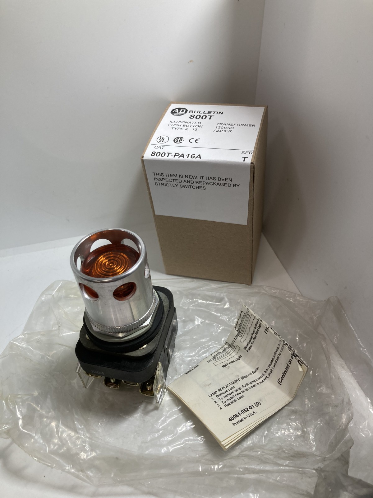 ALLEN BRADLEY 800T-PA16A PUSHBUTTON ILL AMBER XFMR 120VAC SERIES T NIB
