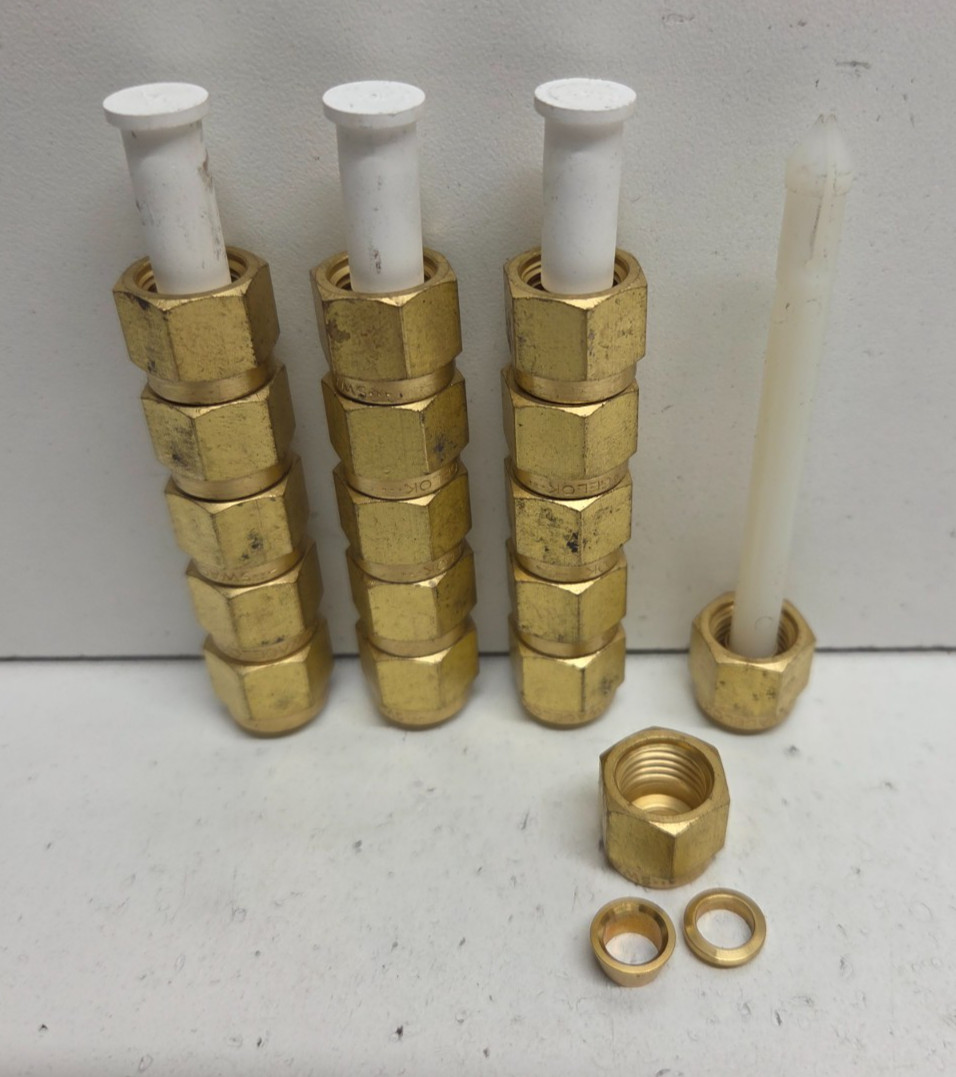 LOT OF 17 NEW NO BOX! SWAGELOK BRASS NUT & FURRULE SETS B-400-NFSET