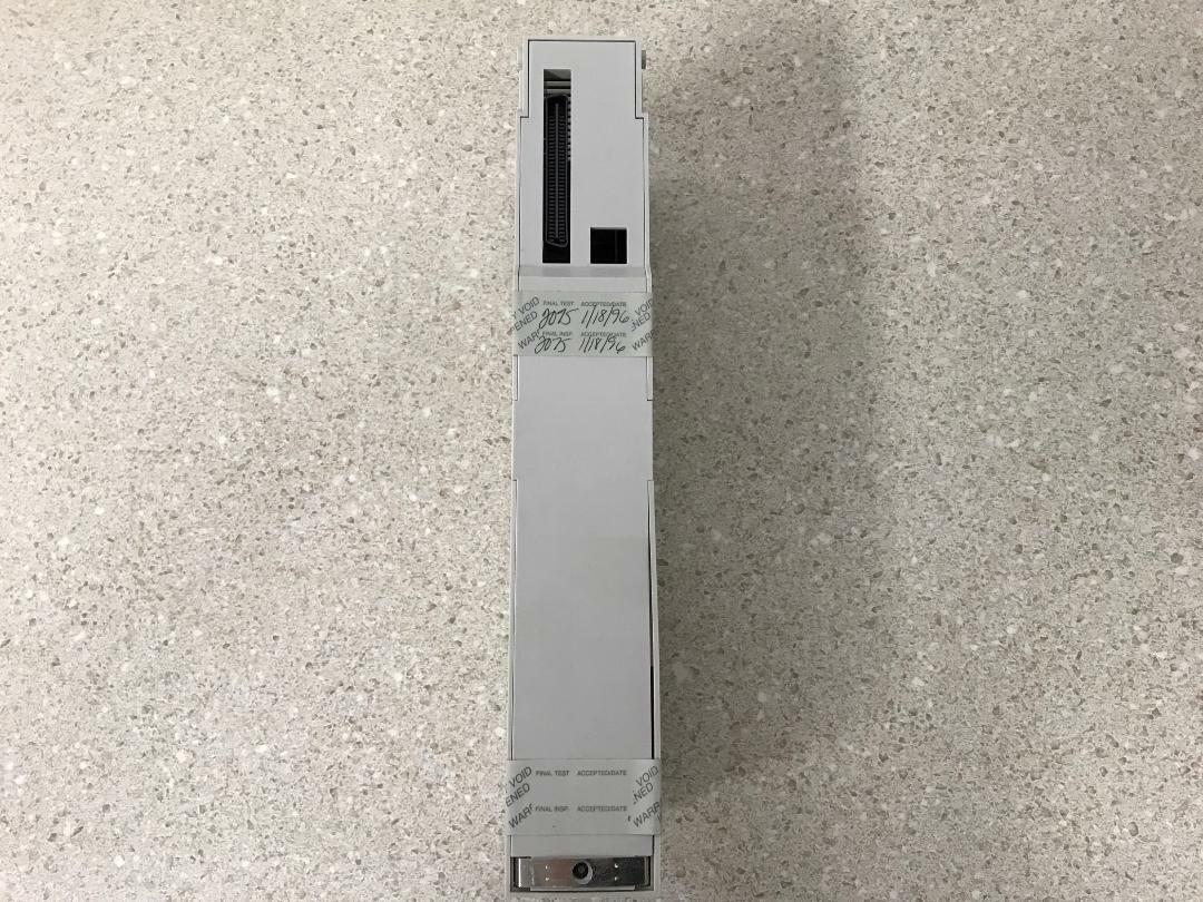 AEG Schneider Automation 140 CPS 111 00 NEW