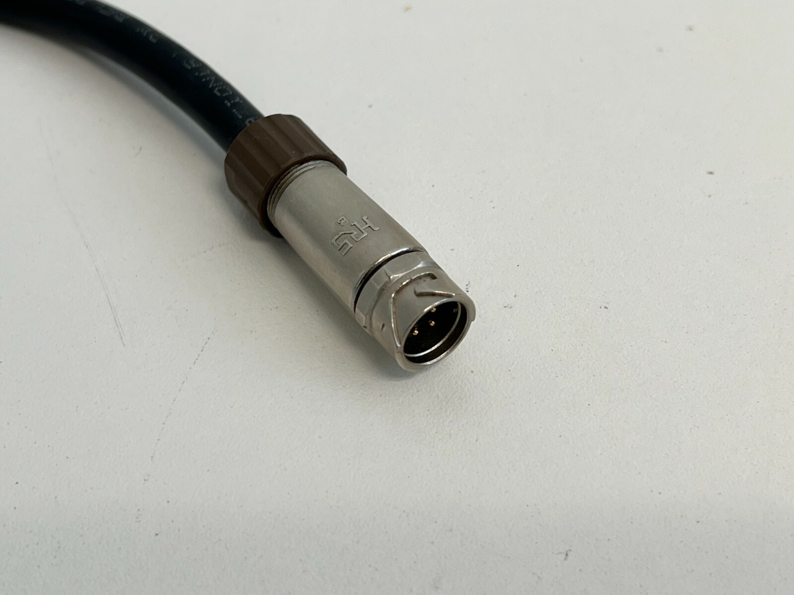 PP20: Lot of 13 HRS 1000910 4 Pin Cable