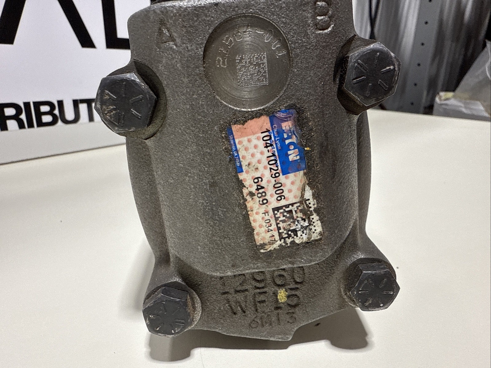 Eaton Char-Lynn 104-1020-006 Hydraulic Disc Valve Motor