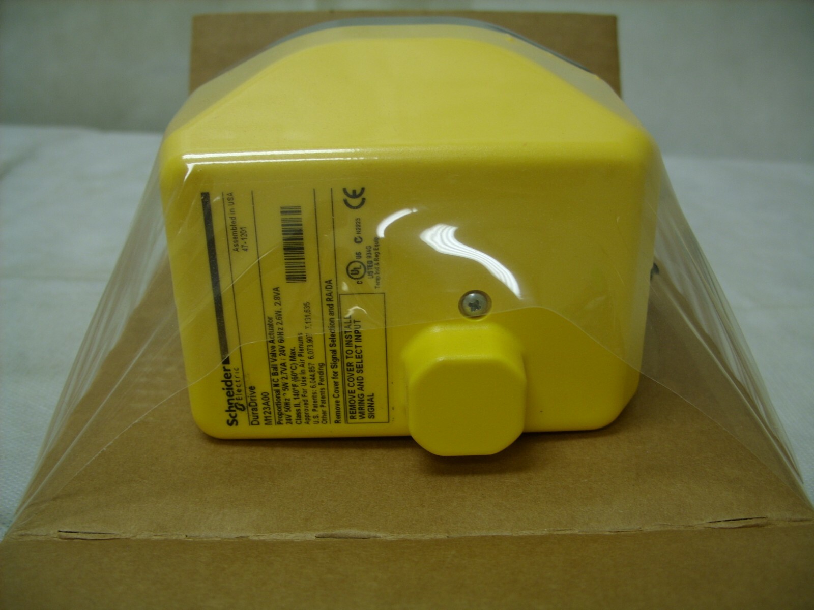 TAC Schneider Invensys – 3/4″ 2-Way Ball Valve & Actuator Assy. VBB2N15+M123A00