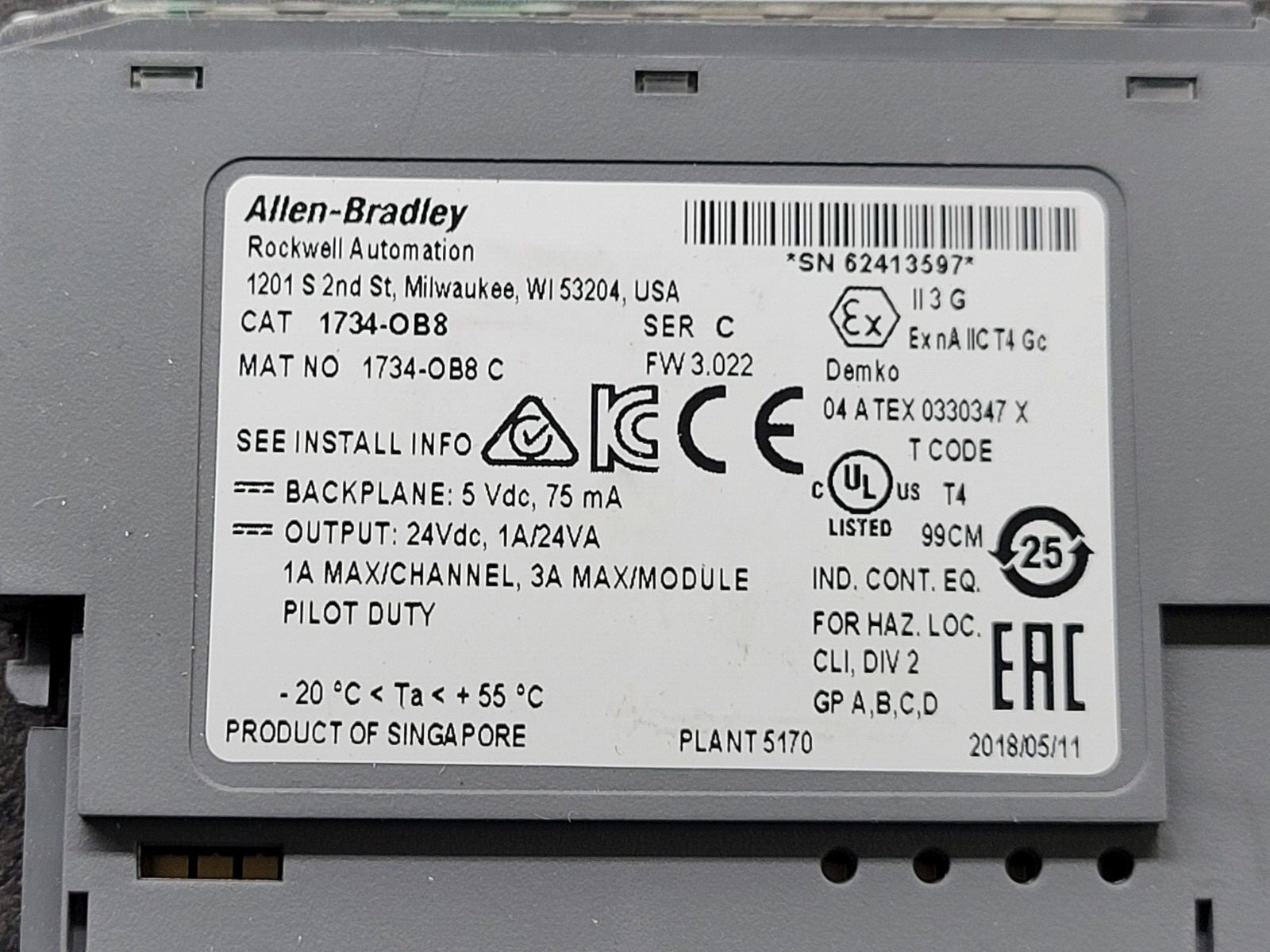 Allen Bradley 1734-0B8 Module.