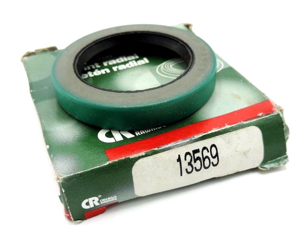 NIB CHICAGO RAWHIDE 13569 OIL SEAL