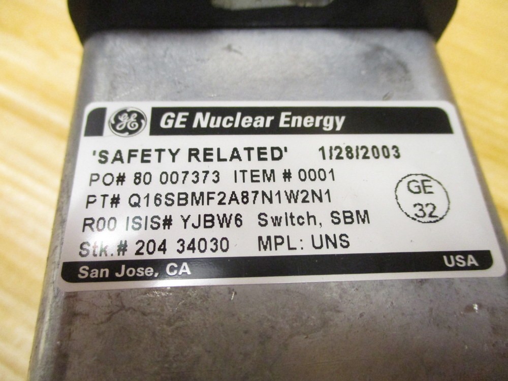 General Electric Q16SBMF2A87N1W2N1 GE Control Switch F2A87N1W2N1