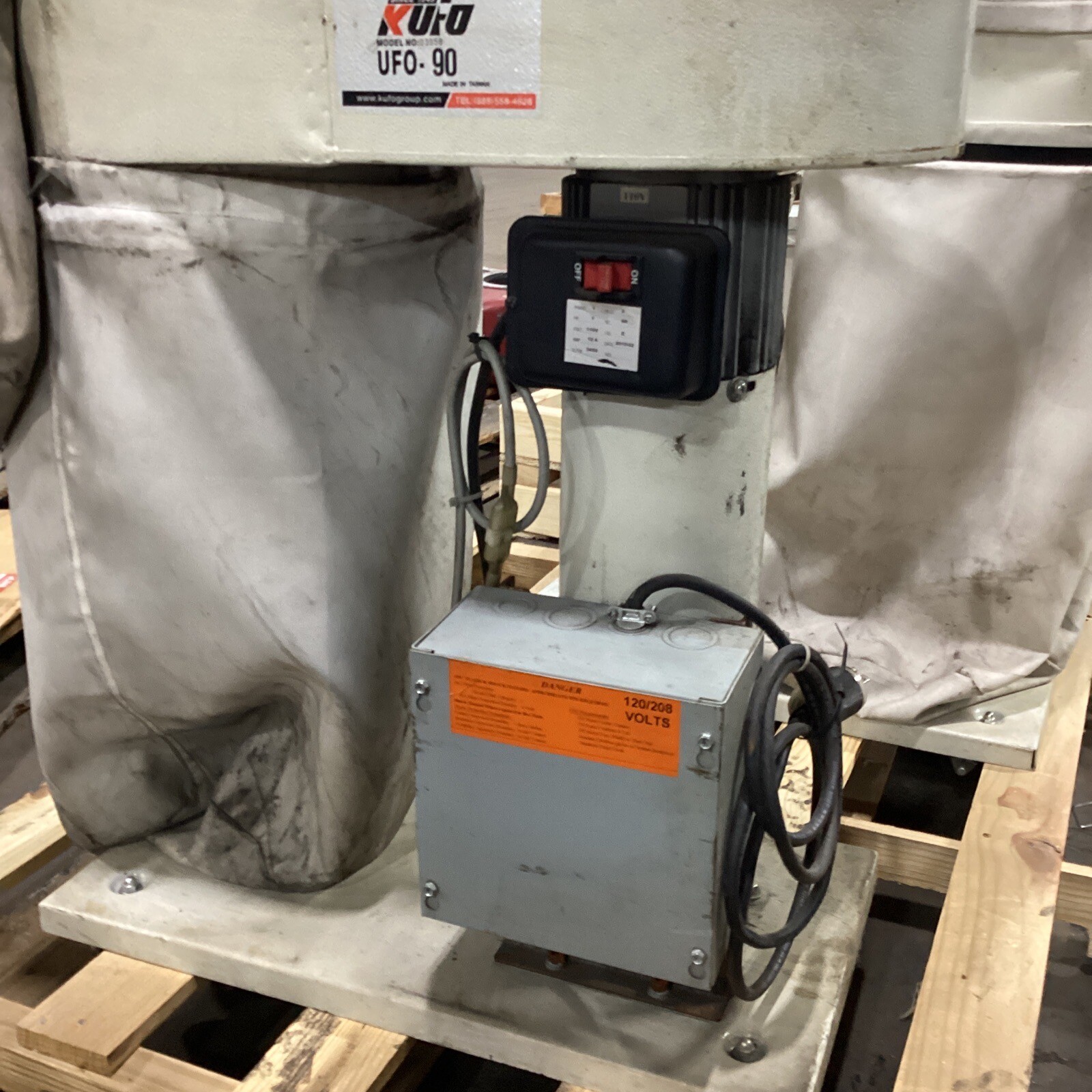 Kufo Seco UFO-90 Vertical Bag Dust Collector 003058 #613NRFMLA17