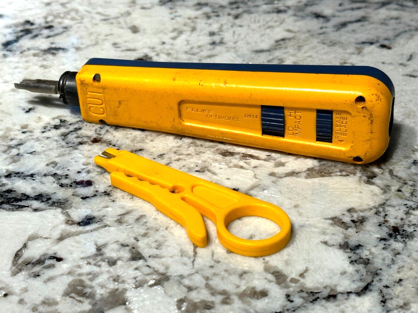 FLUKE Networks D914 Impact Punch Down Tool UNTESTED!