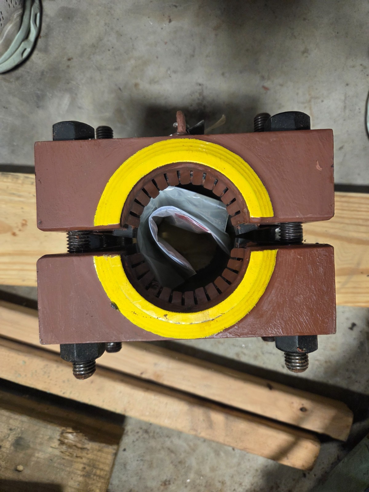 2 1/2″ x 8″ High Pressure Plidco Pipeline Clamp