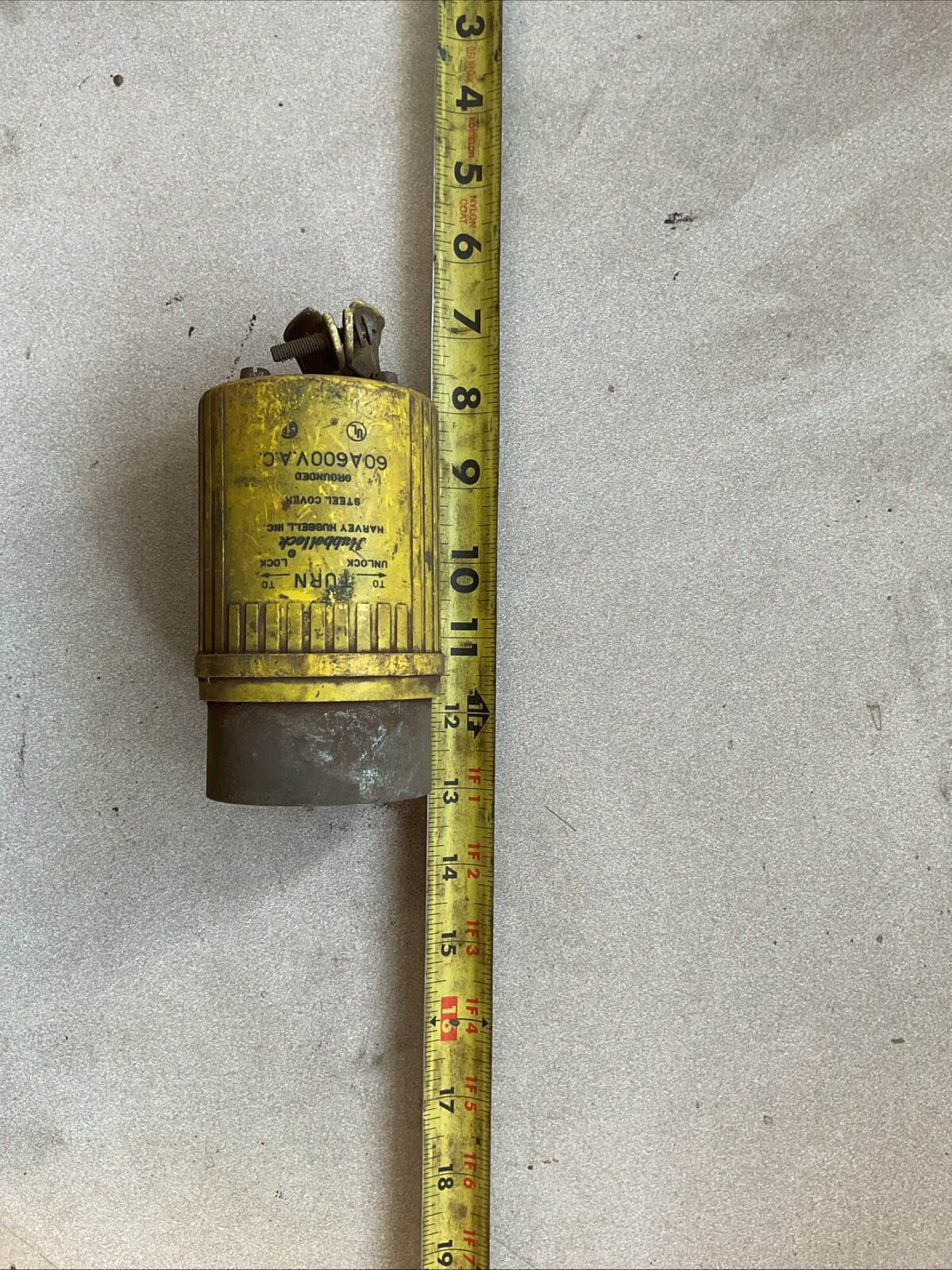 HUBBELL HUBBELLOCK Male Case PLUG 60A 600V 60 AMP steel cover Yellow