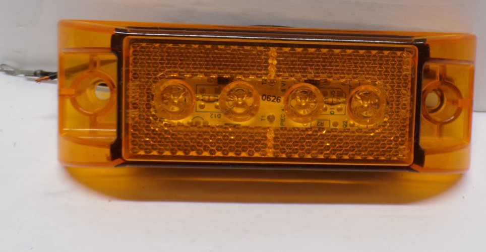 Amber LED Marker Or Clearance Light 4231 01 M188A 06215 12V/2W PM