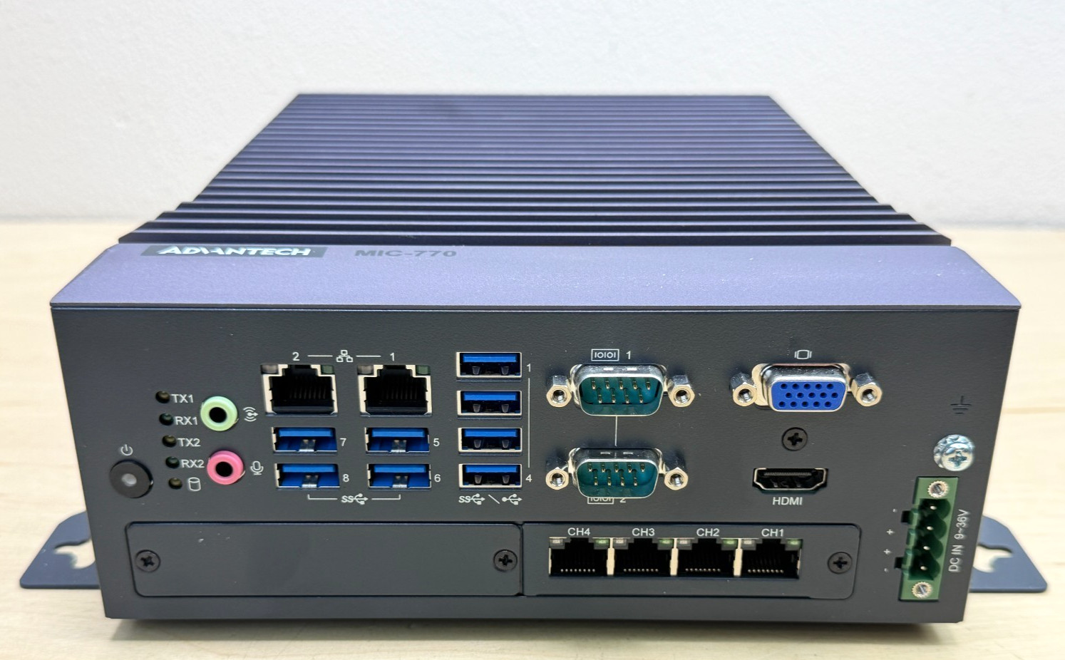 Advantech MIC-770 V1 High Performance Embedded Industrial PC, MIC-770Q-00A2