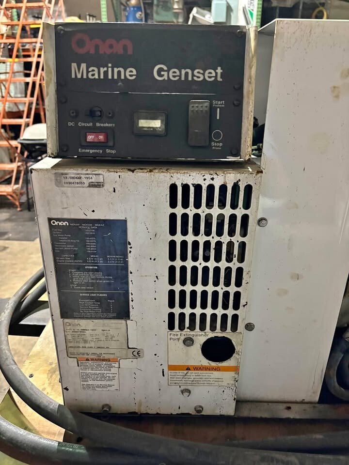 Onan 13.5 MDKAZ 13.5 kw Marine Diesel Generator 60 Hz 120/240v